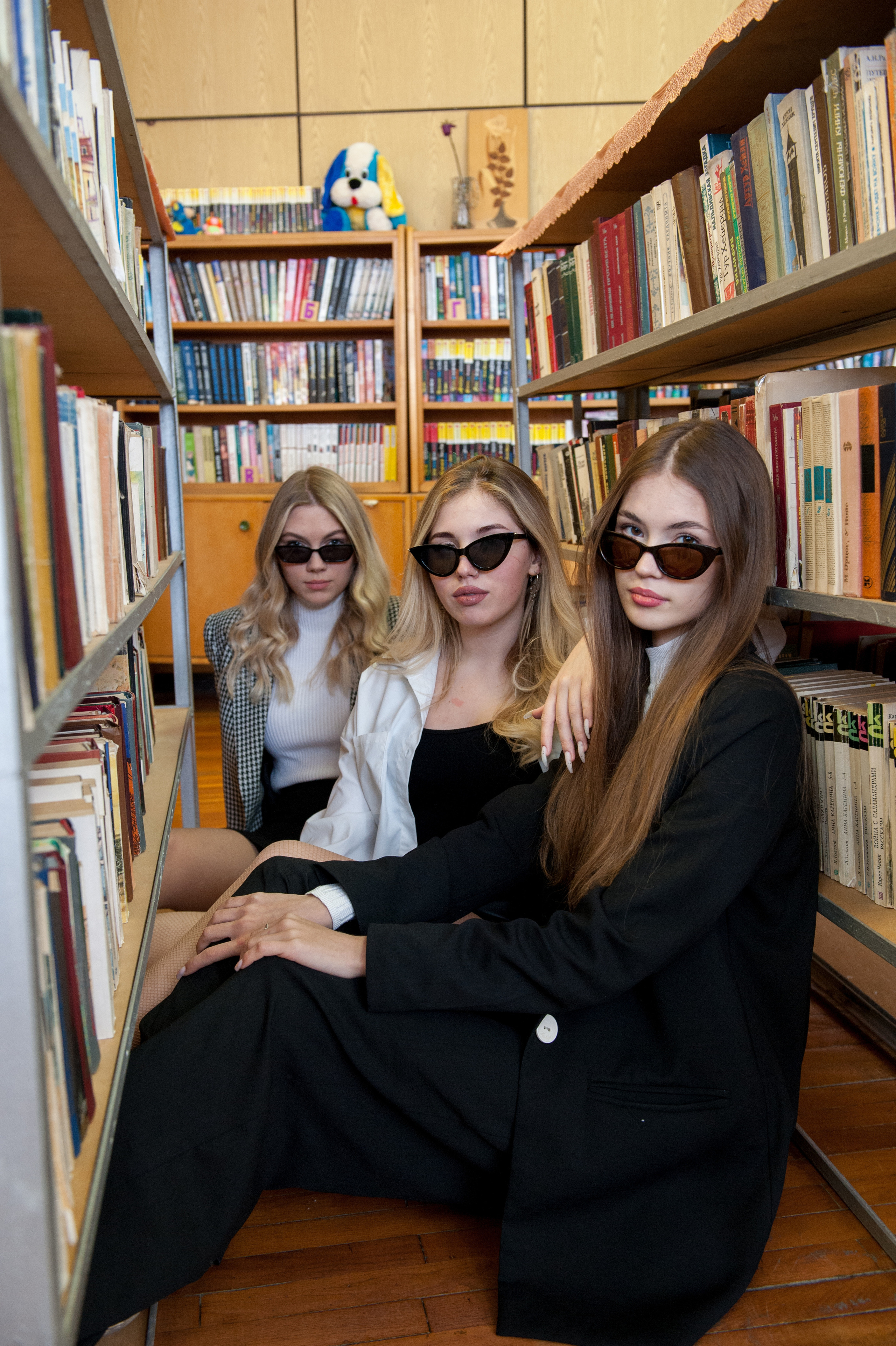 9,11 класс библиотека. Выпускной альбом Чехов, Подольск, Москва