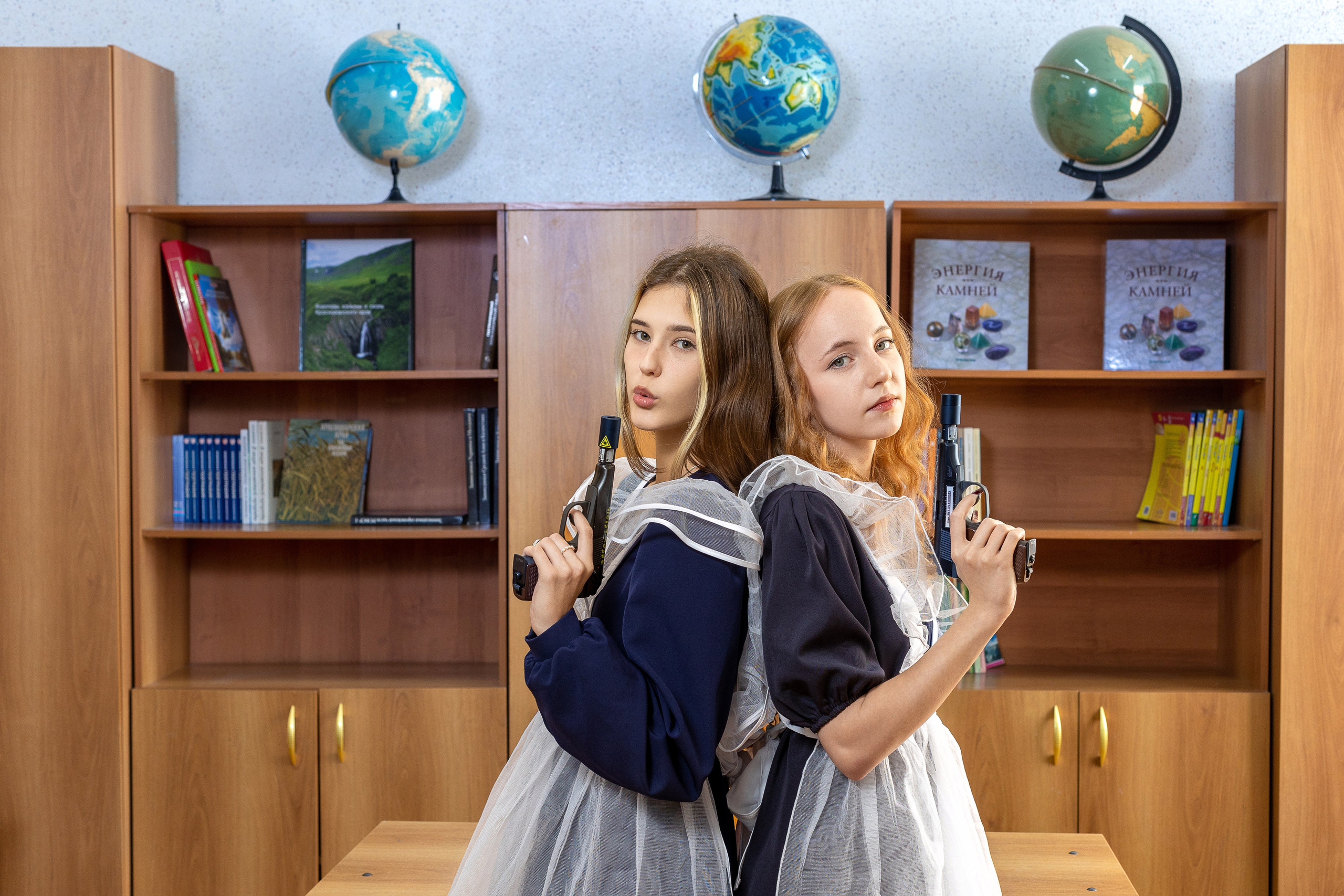 В школе. Выпускные альбомы Майкоп, Краснодар Елена Золотарева