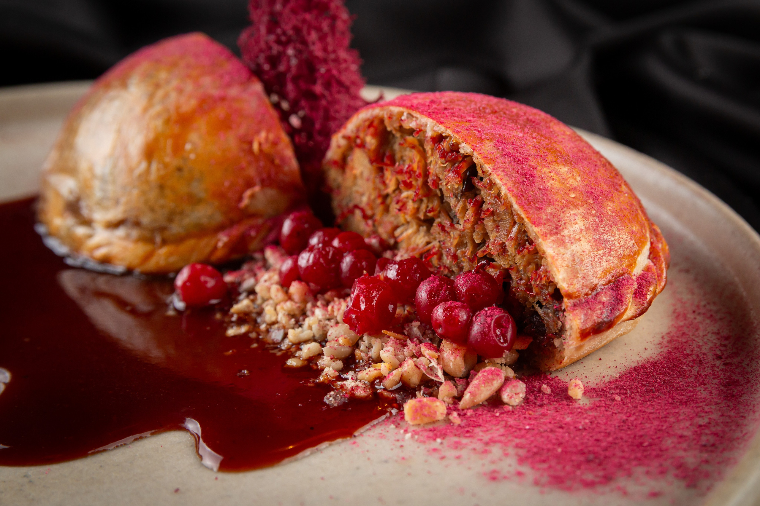 Amar. Александр Стряпунин — предметный фотограф в Улан-Удэ