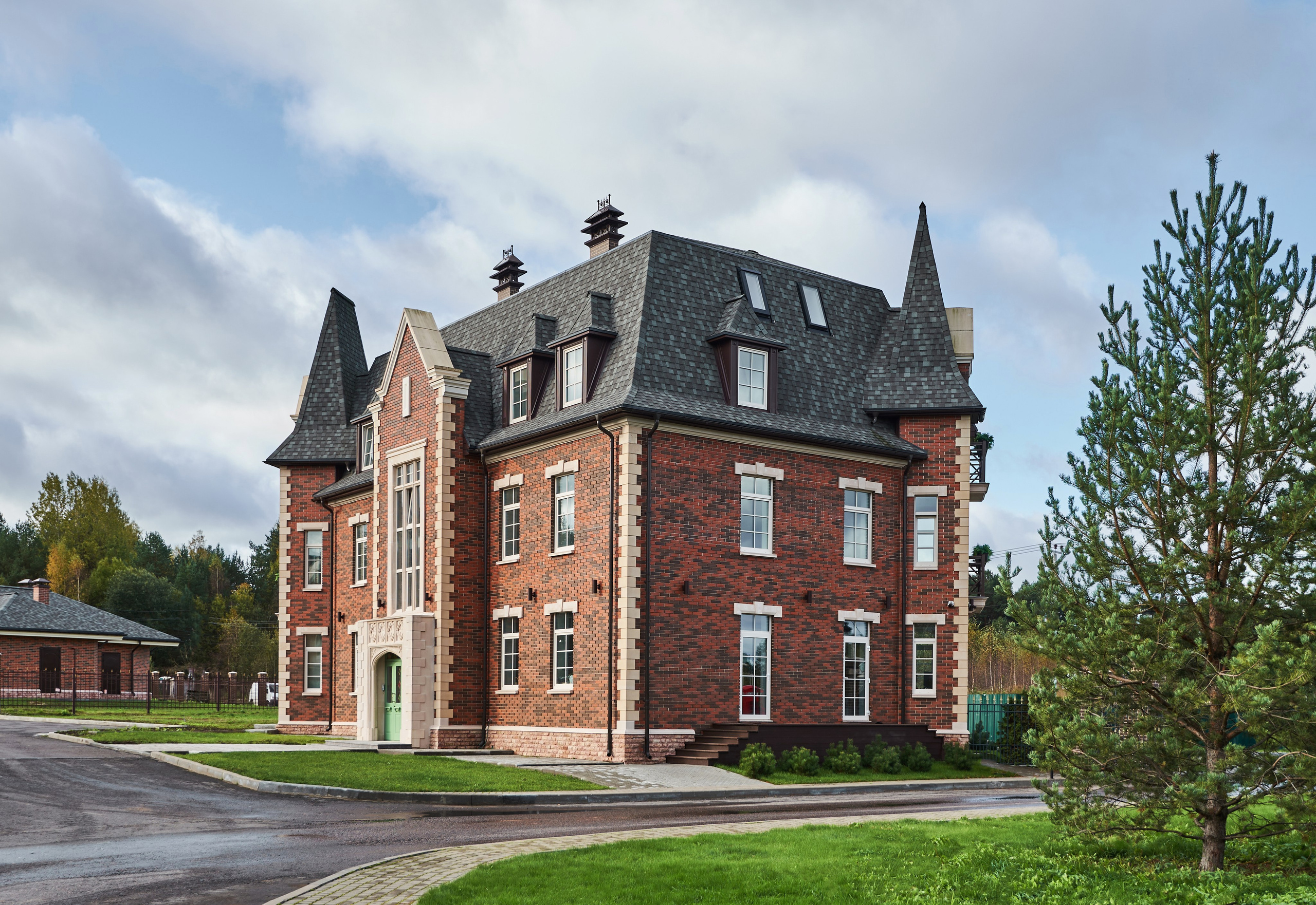 ЛАМБЕРИ | ПОСЕЛОК В АНГЛИЙСКОМ СТИЛЕ. Интерьерный и архитектурный фотограф в Сочи МАКСИМ КСЕНЗОВ