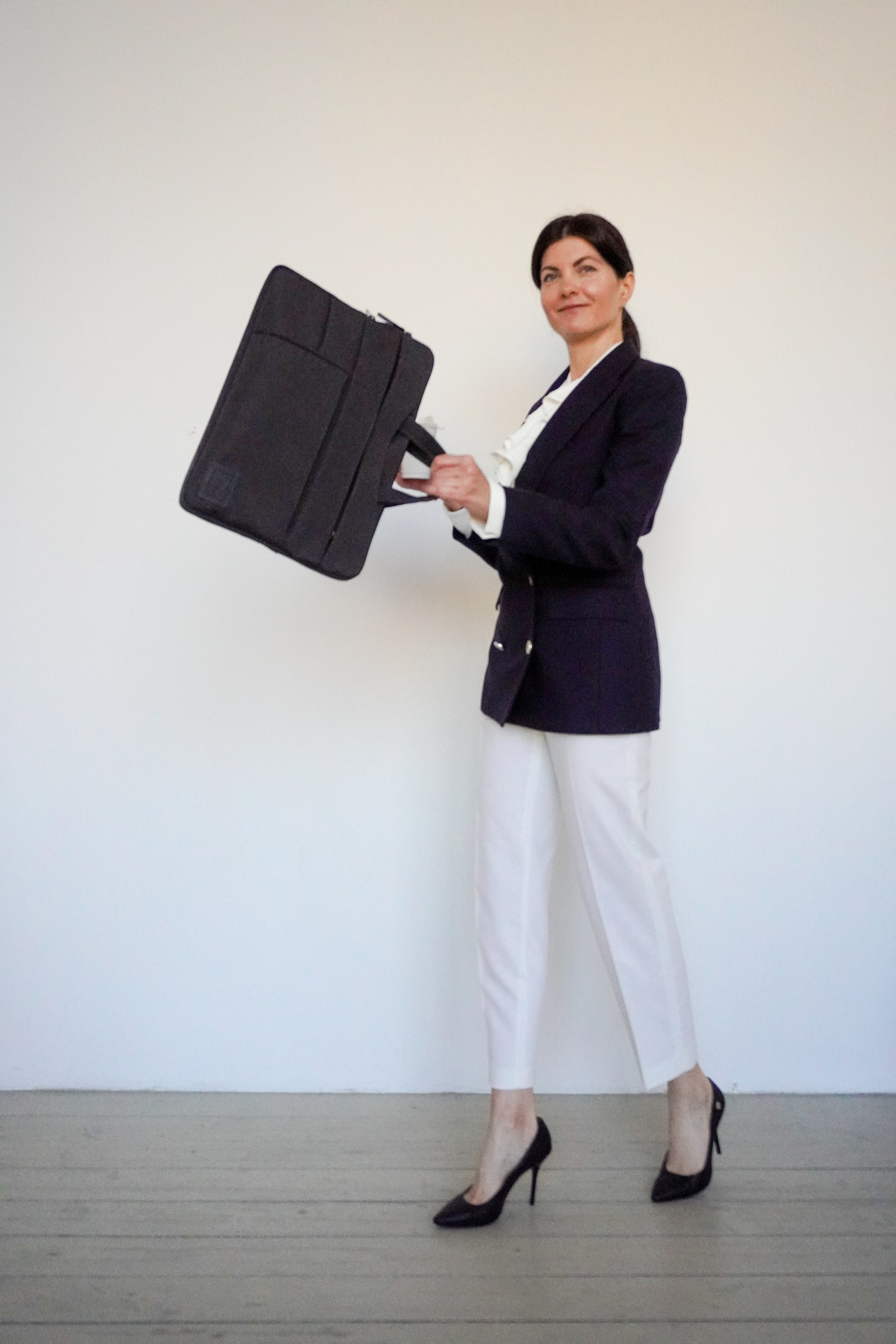 Деловой портрет. Кузнецова Мария — профессиональный фотограф в Санкт-Петербурге | Предметная фотосъёмка, модельные тесты, актёрское портфолио, концерты