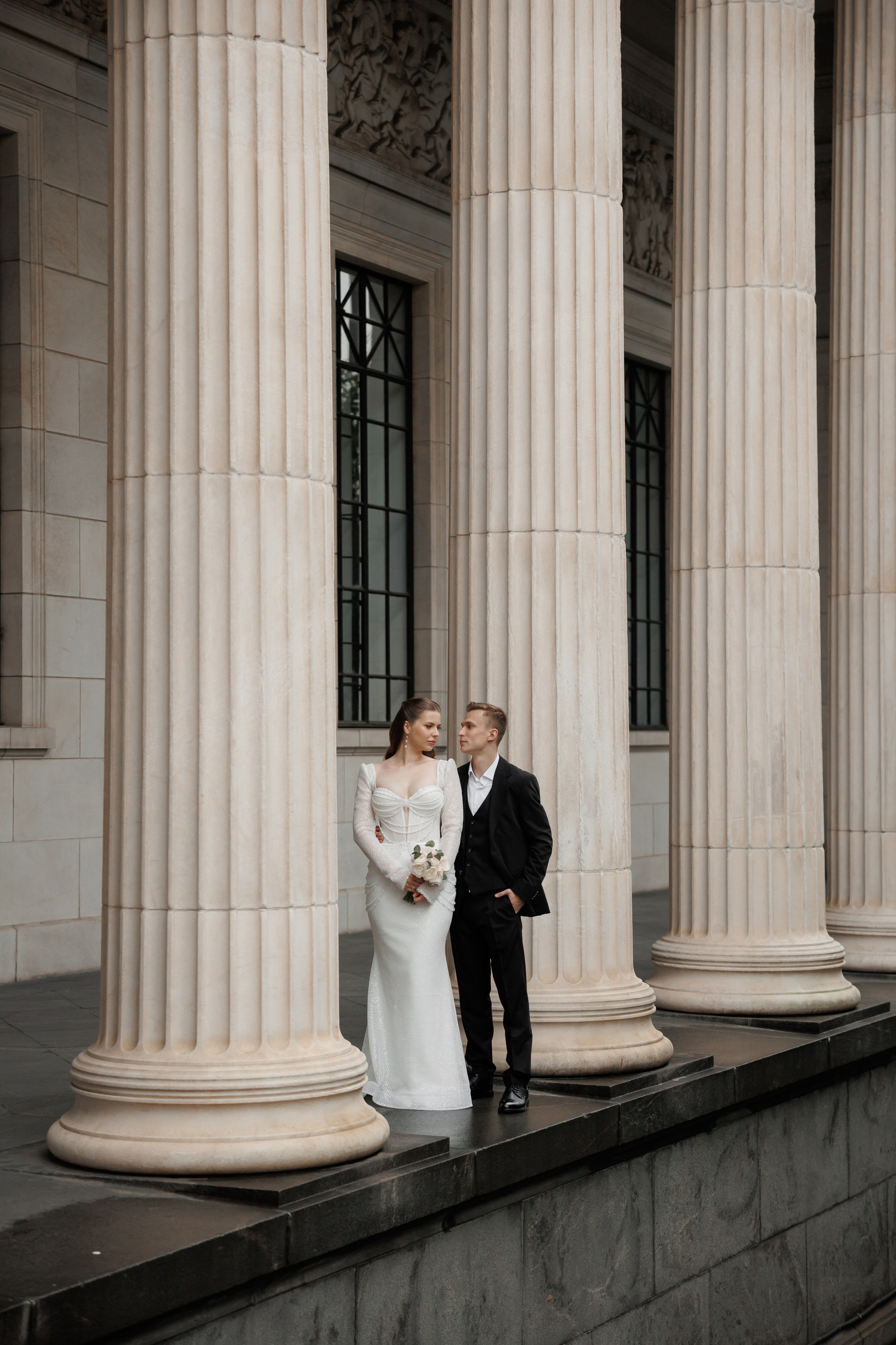 Фотосессия у Пушкинского музей. Свадебный и репортажный фотограф (Москва, Королев и другие)