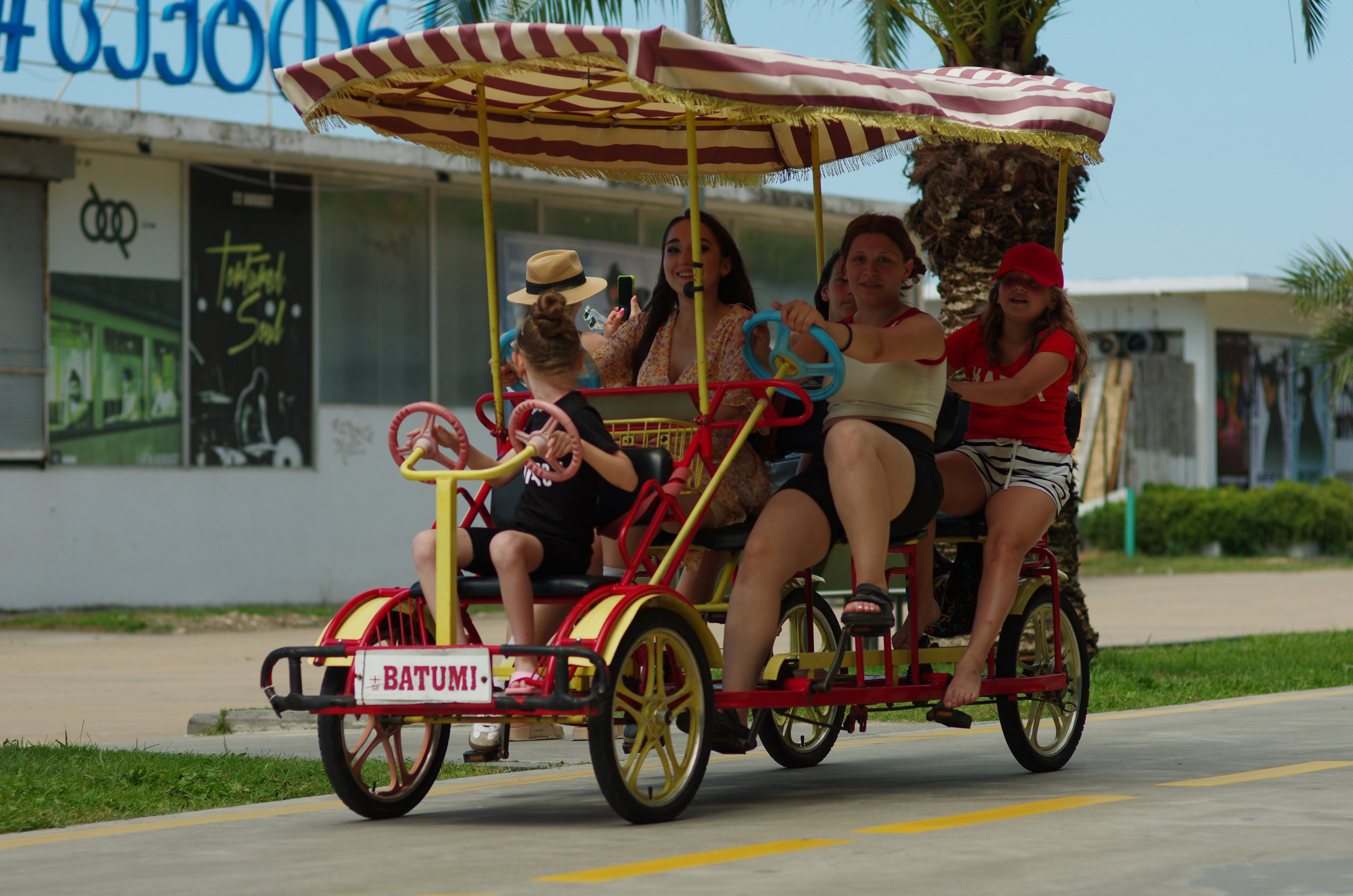 Батуми с ლილე. Портретный фотограф Денис Милютин