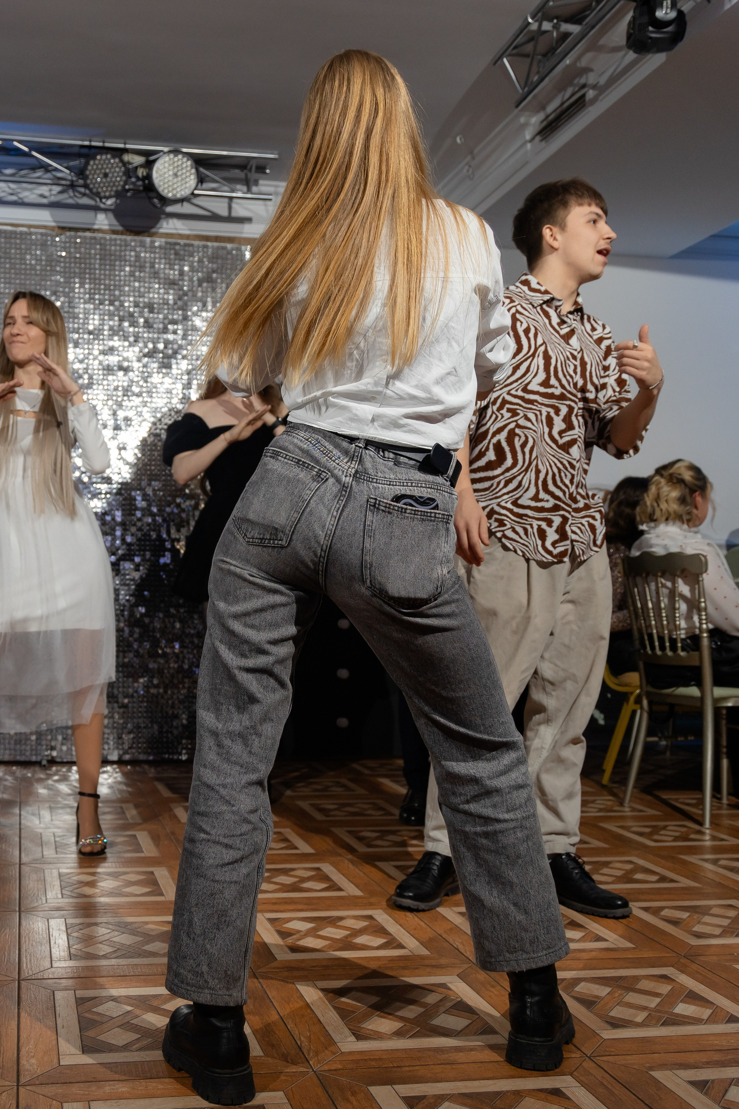 Корпоративная фотосъемка для кафе GARAGE | Новый год 2025 | Минск. Свадебный фотограф в Минске/Беларуси Сергей Спиридонов