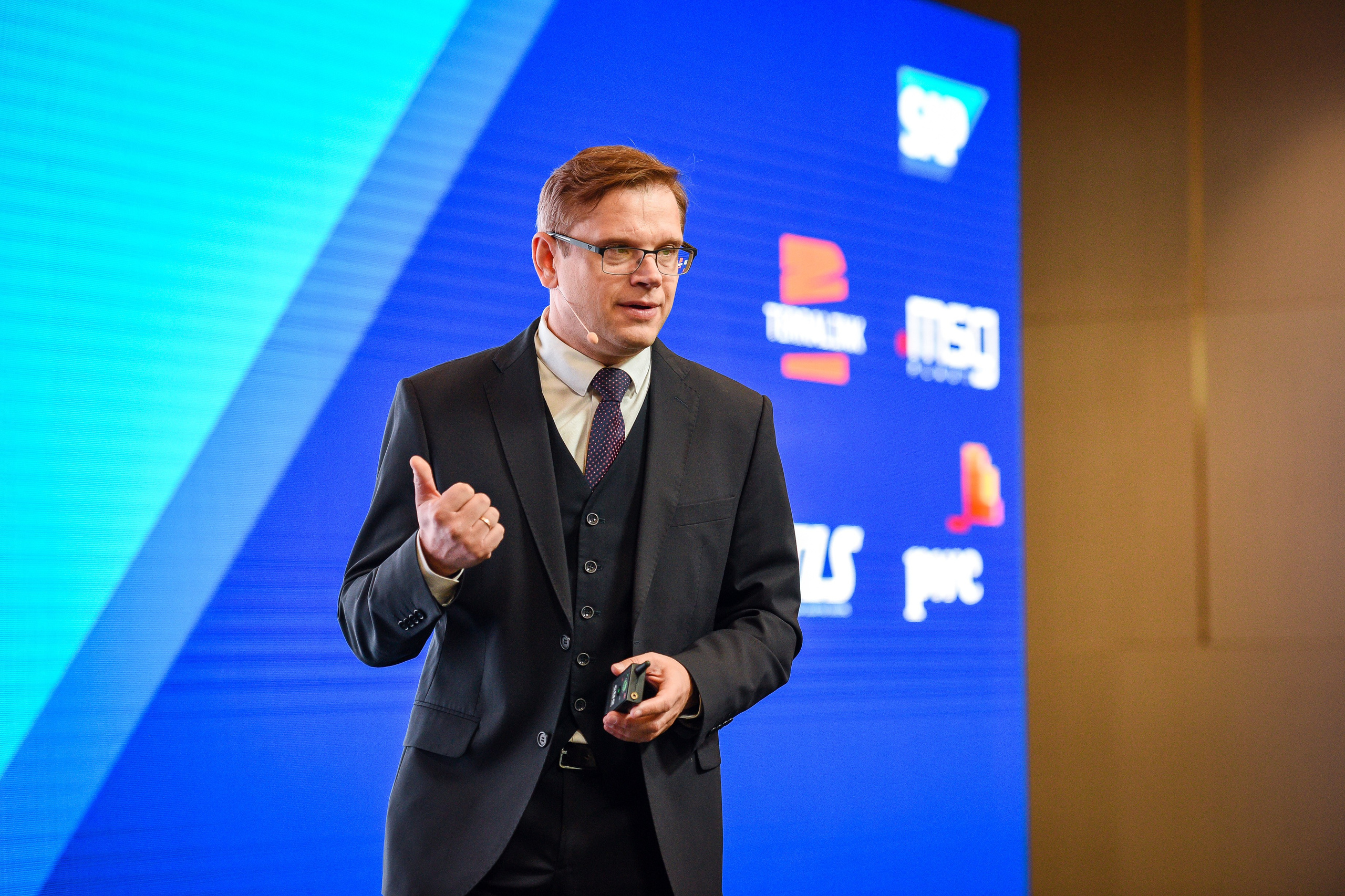 Деловой репортаж. Профессиональный фотограф в Алматы Влад Семёнов