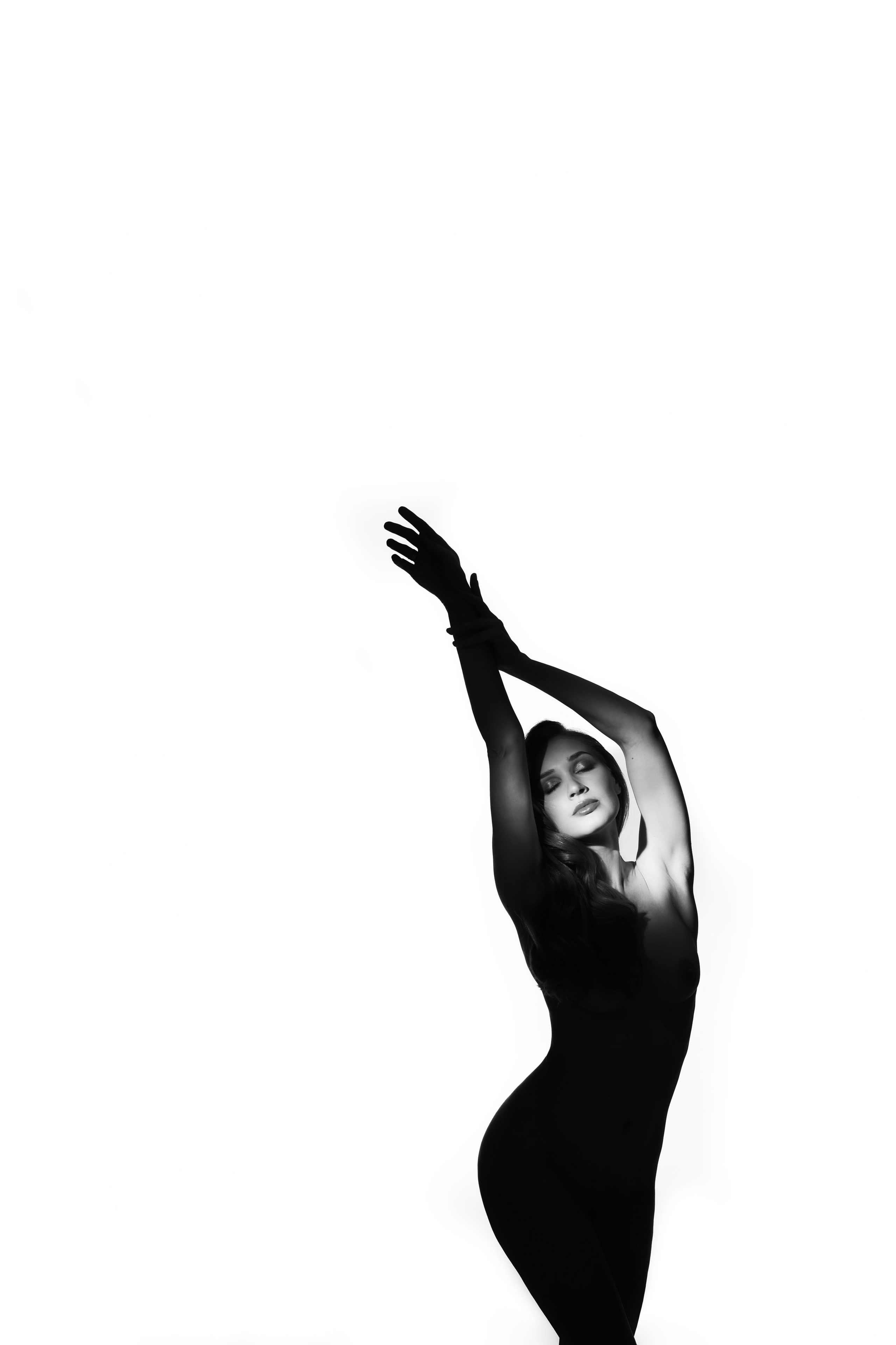 Женский портрет. Главная