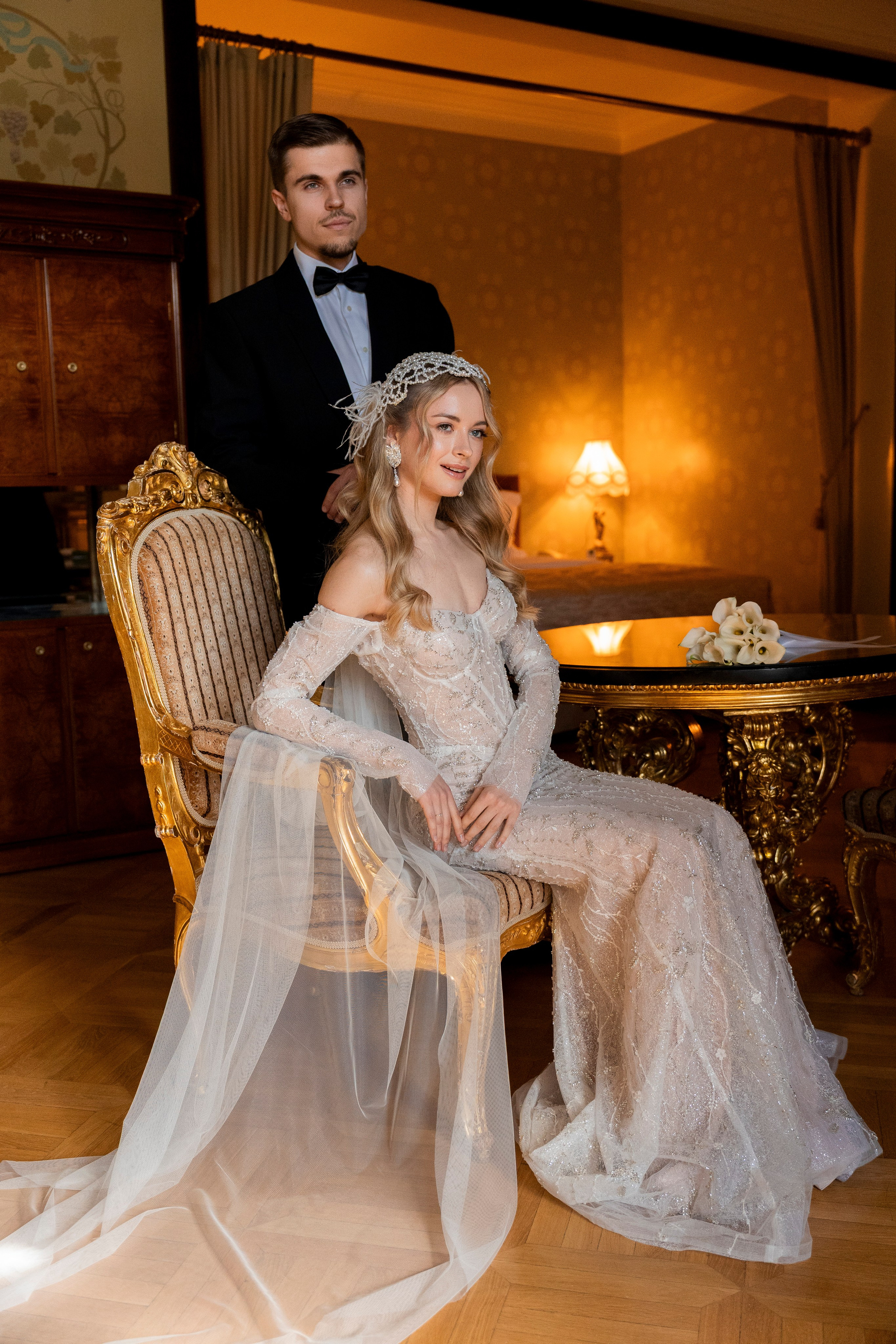 Свадебная фотосессия в отеле Метрополь. Свадебный фотограф в Москве Анна Полушина