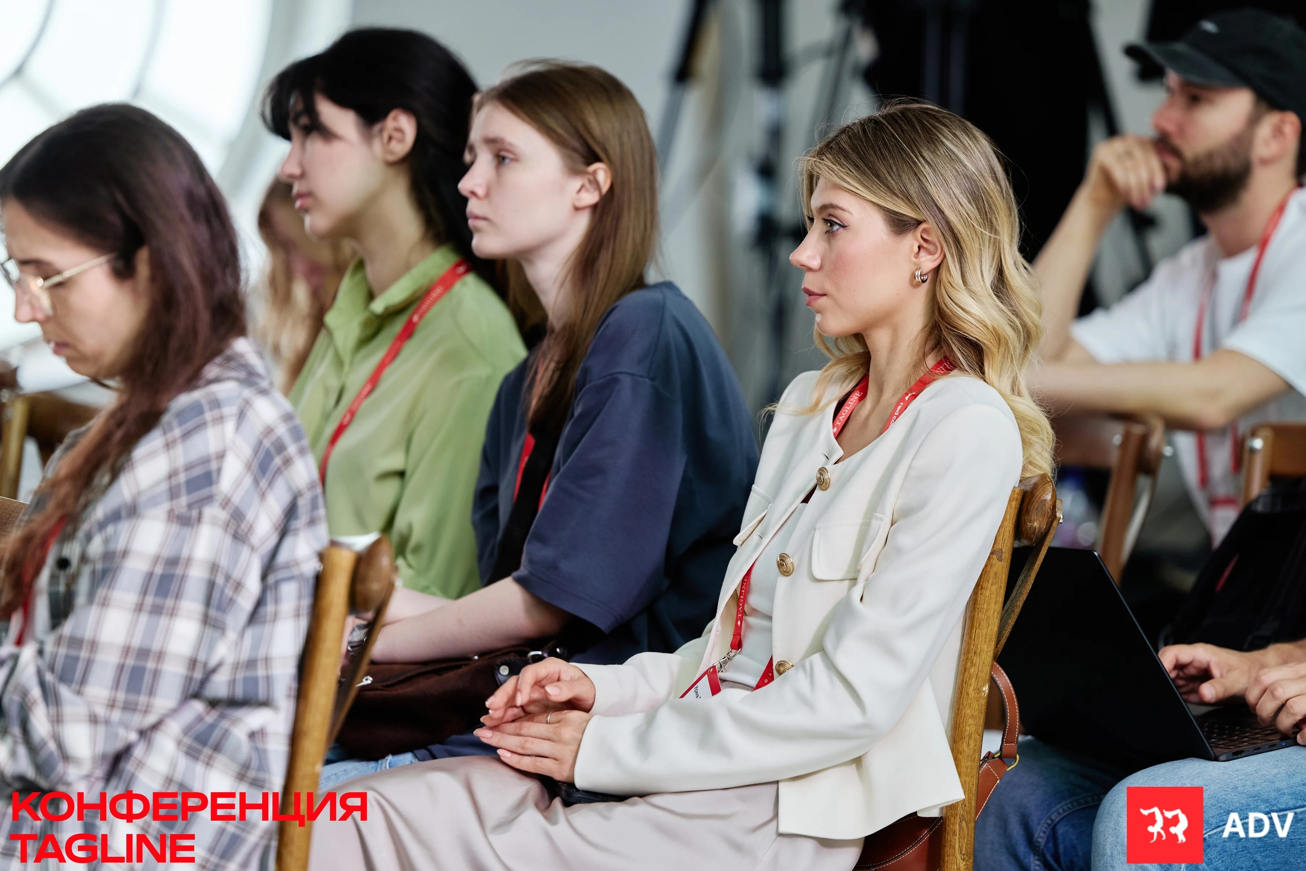 Tagline Conference 2025. Спортивный и бизнес фотограф Арсений Голышкин