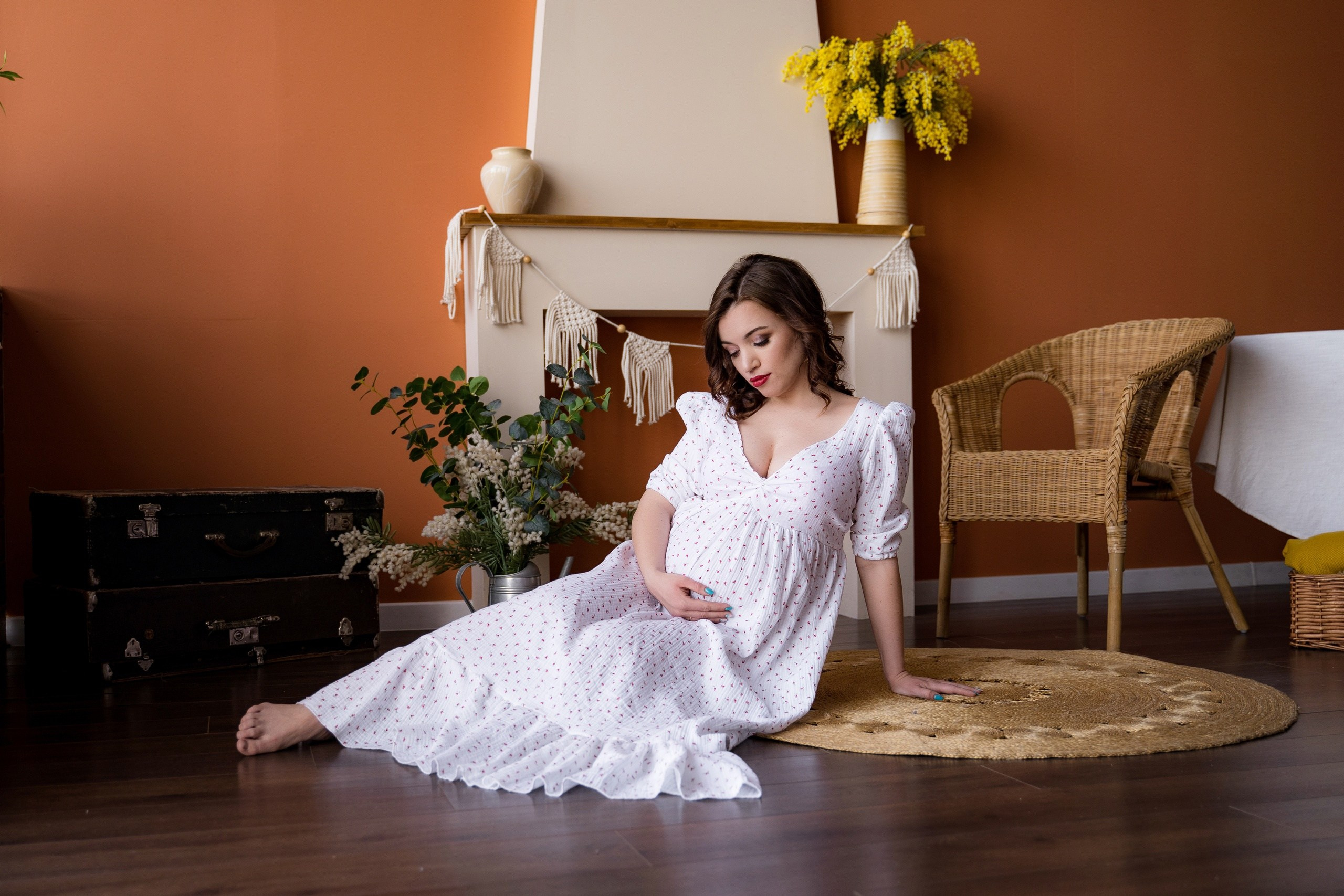 Платья для беременных. Фотостудия Малина в городе Улан-Удэ. Фотограф Ирина Жарникова