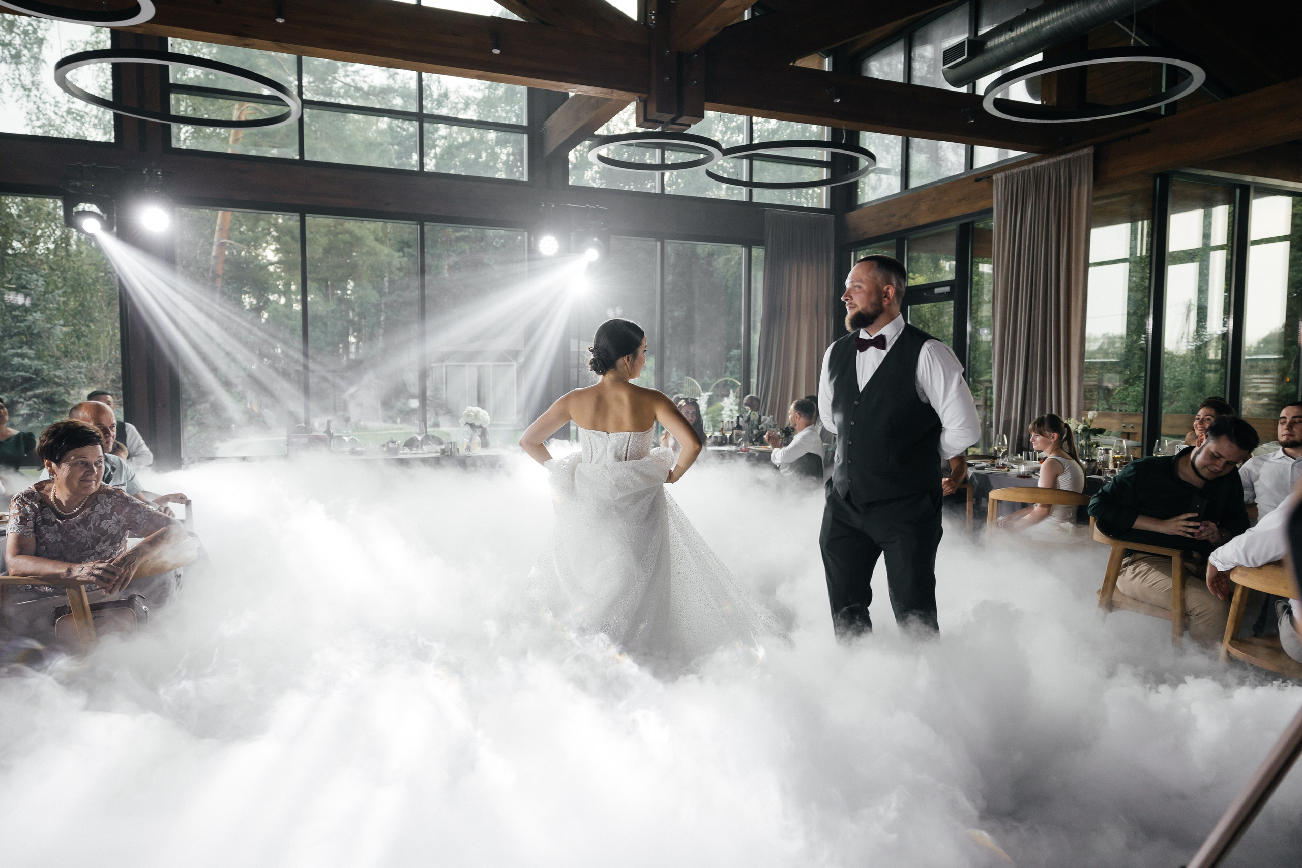 Свадебная история. Лесной Виладж. Свадебный и семейный фотограф Рассказова Виктория