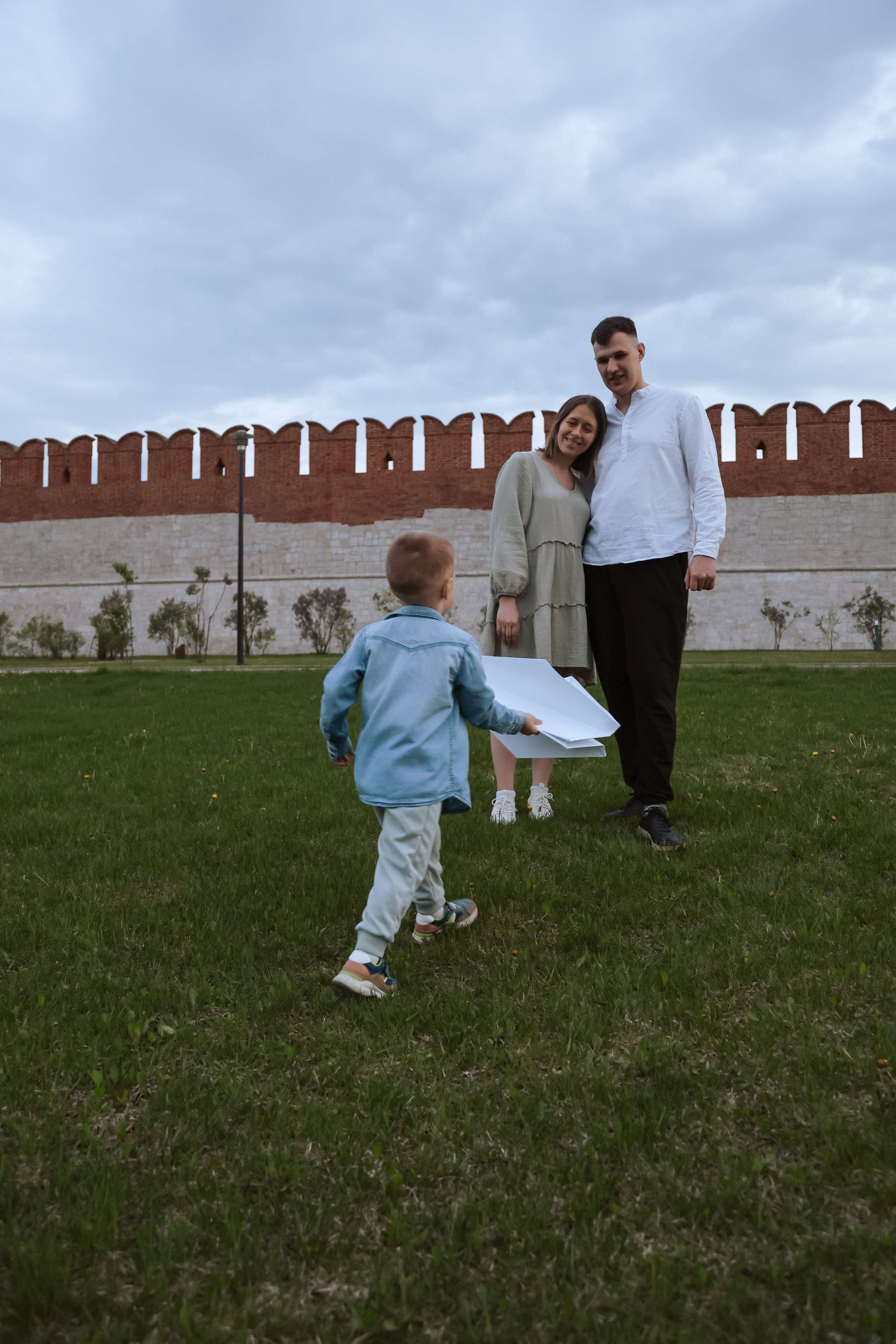 Семейная фотосессия в парке. Фотограф в Санкт-Петербурге Валерия Закатеева