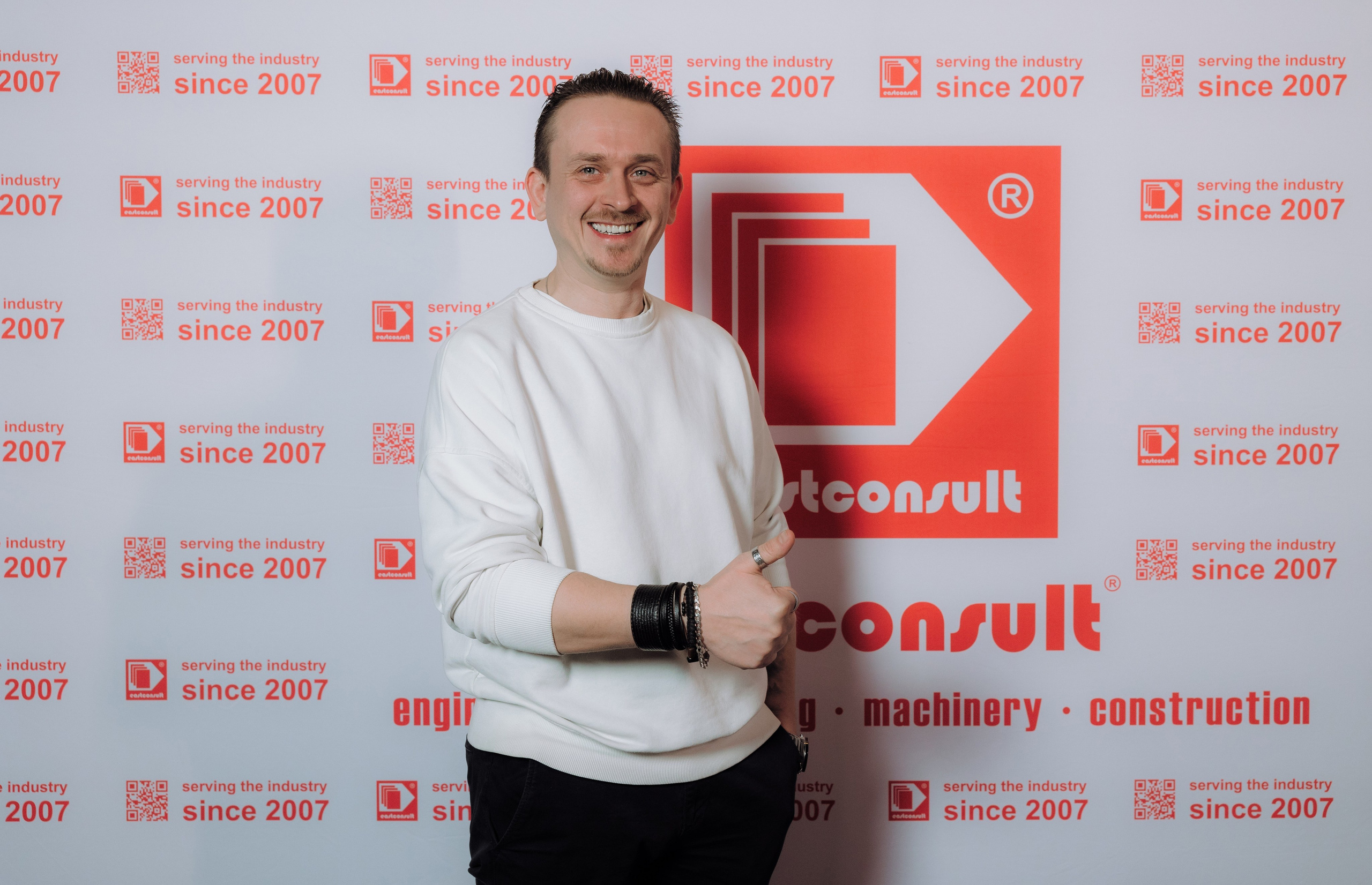 Корпоратив в LOFT HALL. АНДРЕЙ ШИРКАЛИН РЕПОРТАЖНЫЙ ФОТОГРАФ МОСКВА НА КОРПОРАТИВ, ДЕНЬ РОЖДЕНИЯ, БАНКЕТ, КОНФЕРЕНЦИЮ, ТИМБИЛДИНГ