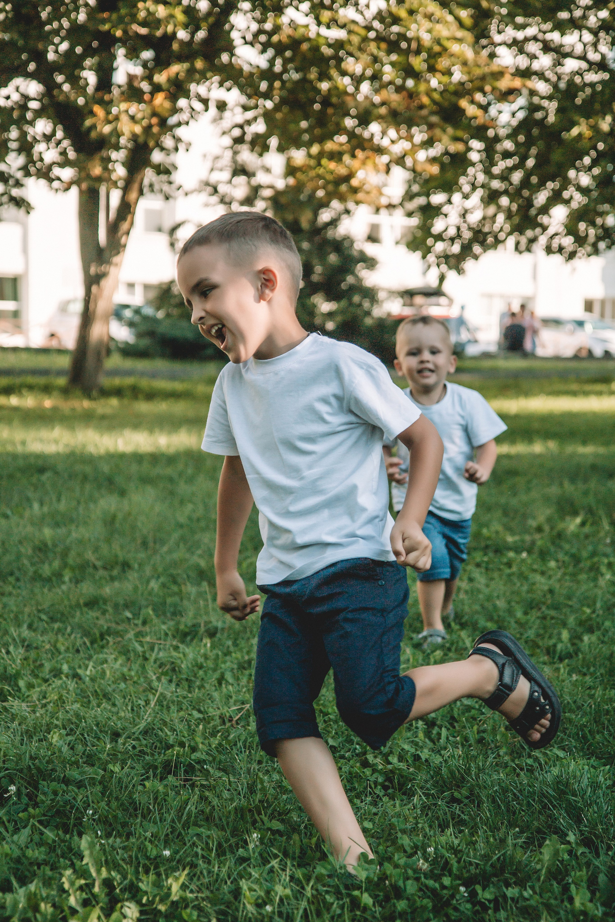 Наталья и мальчики. Прогулка в Абрау-Дюрсо. Семейный фотограф Новороссийск, Анапа, Геленджик — Юлия Давыдова