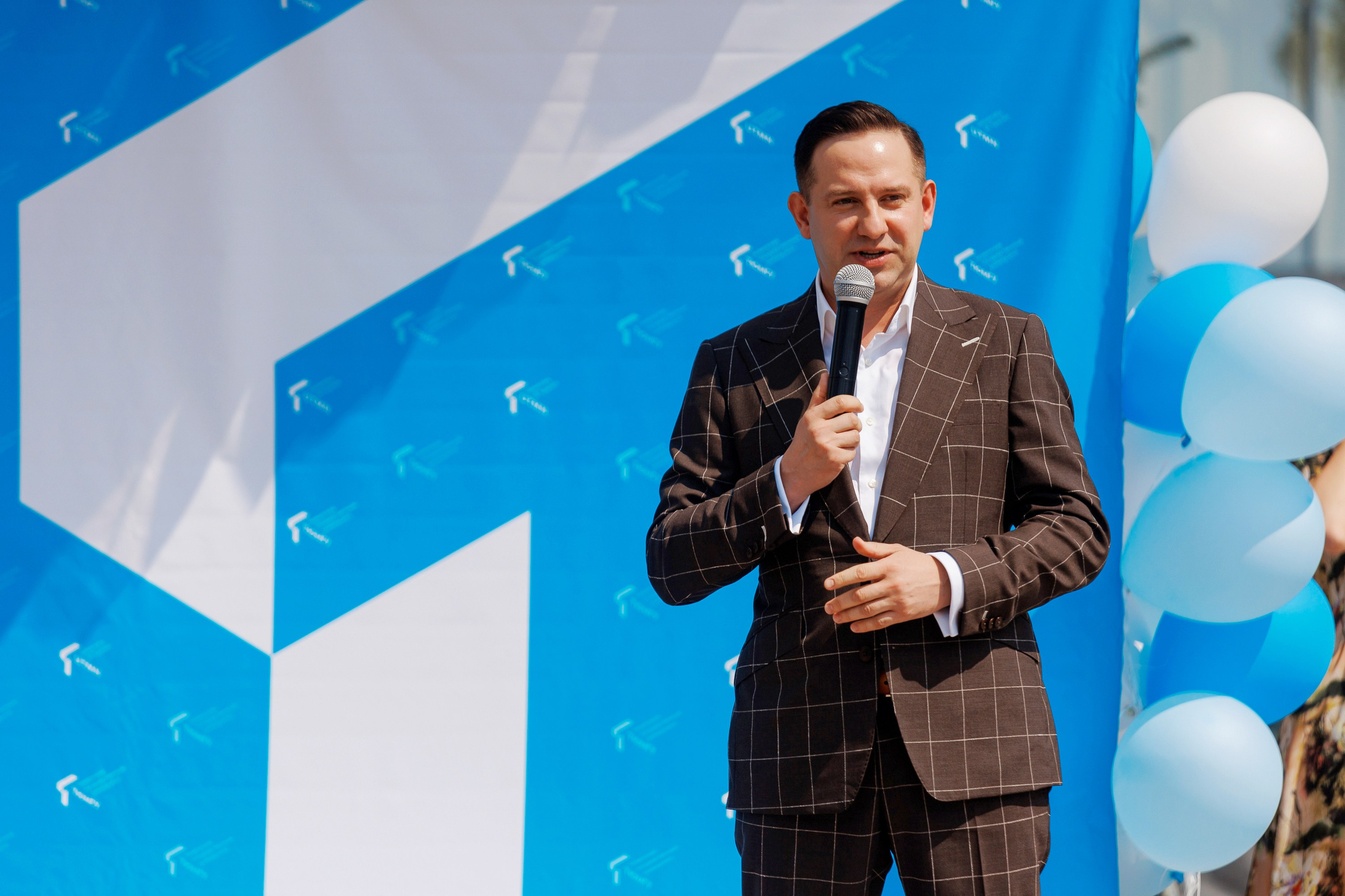 Вручение дипломов. ТюмГУ. Даниил Савиных | Фотограф Тюмень