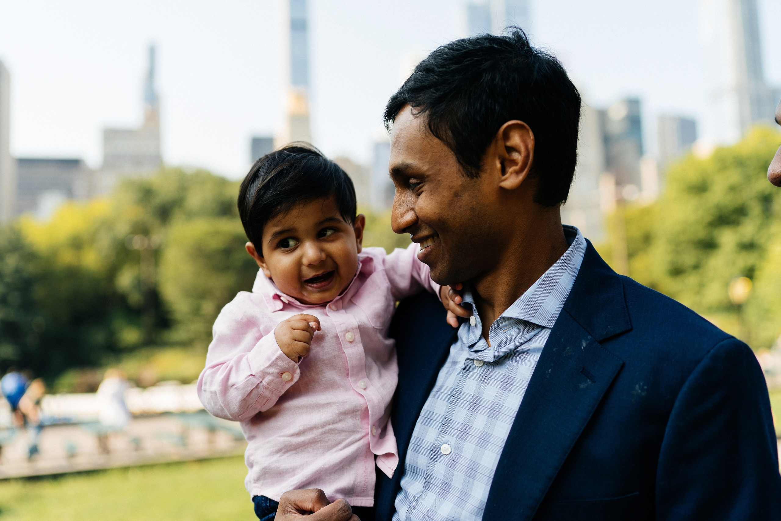 Family in New York City photo shoot. New York photographer RINAT SHAHMETOV in New York city
