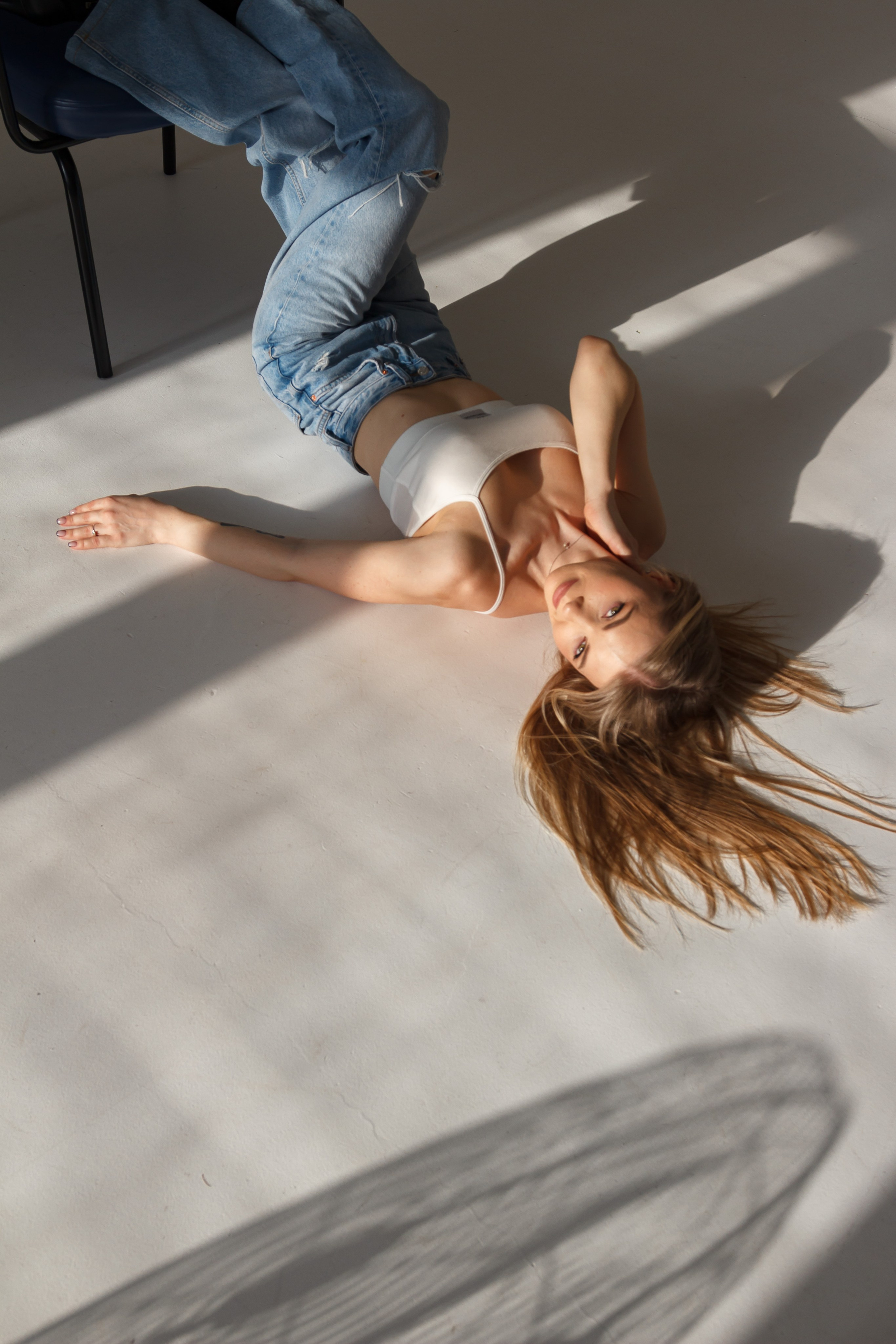 Весенняя в студии. Фотограф Москва — личные фотосессии, лавстори в студии