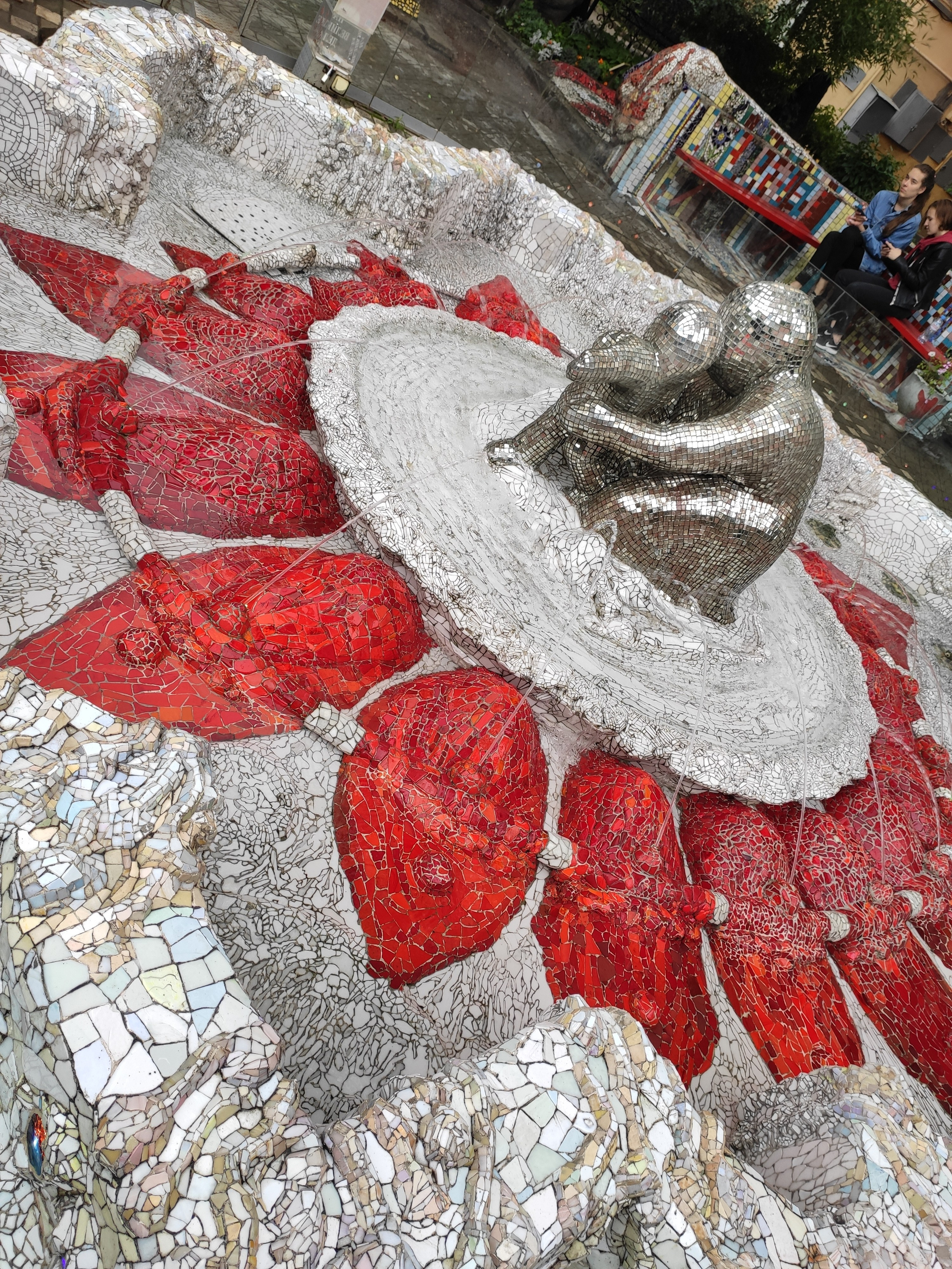Но и в реальности произвел очень приятное впечатление