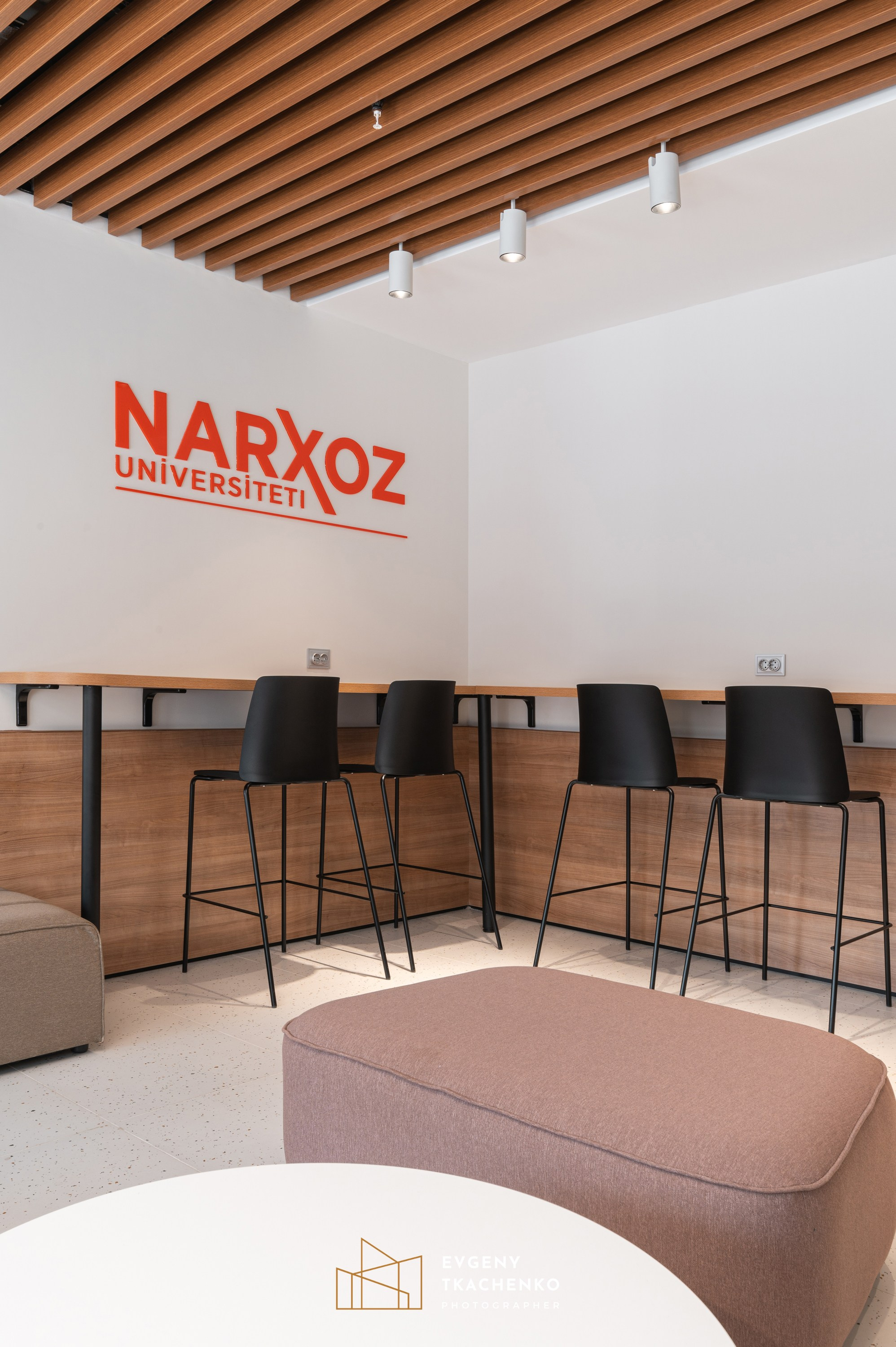 Общежитие университета NarXoz в Алматы. Архитектурный и интерьерный фотограф в Казахстане