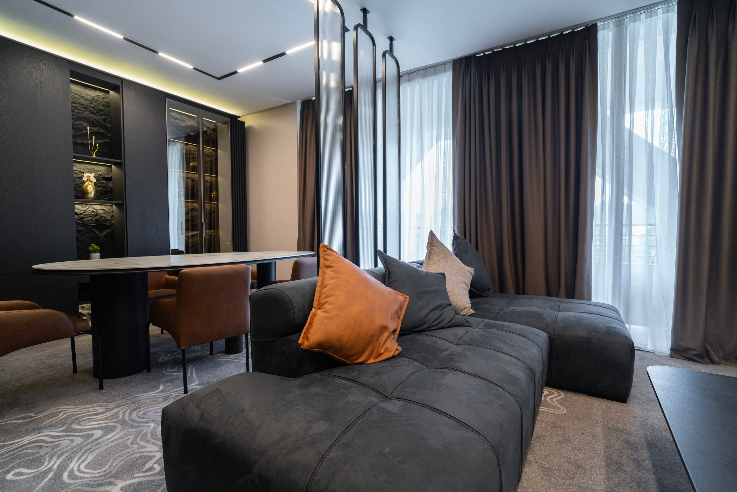 Riviera. Главная