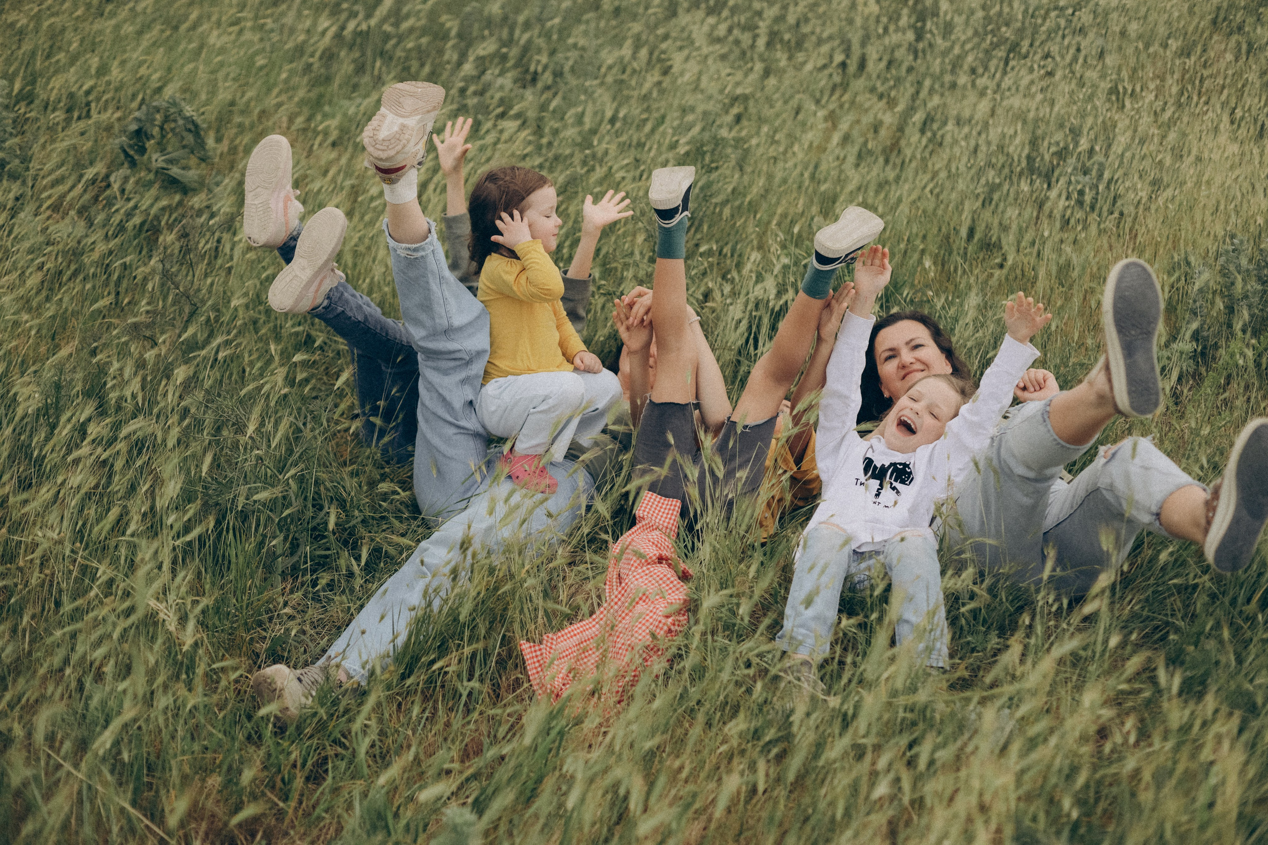 Лена, Ира, Лейла, Ника, Адам и Ария. Семейный фотограф Анапа