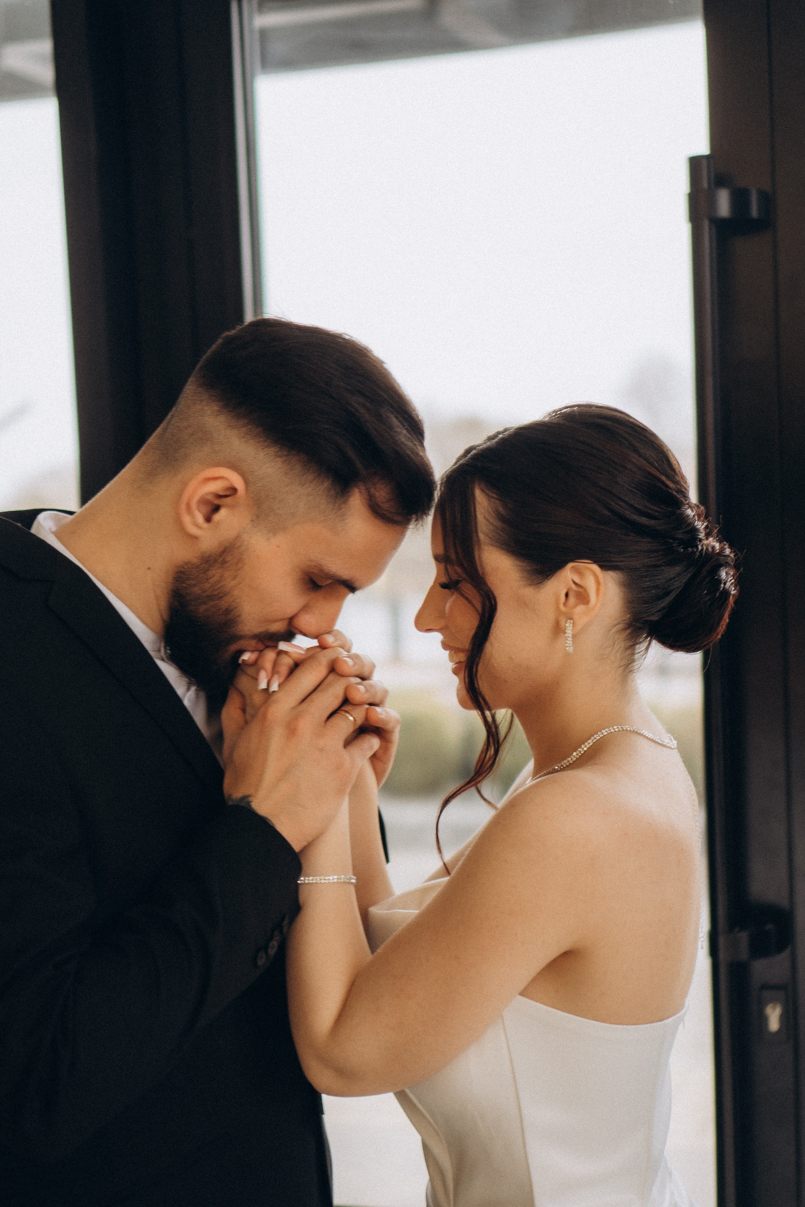 СВАДЕБНАЯ СЬЕМКА СБОРОВ ЖЕНИХА И НЕВЕСТЫ В ОТЕЛЕ И ТАКЖЕ ФОТОСЕССИИЯ В ОТЕЛЕЕ МЕГАПОЛИС БРЯНСК. Профессиональный фотограф, Санкт-Петербург — Виктория Богомолова