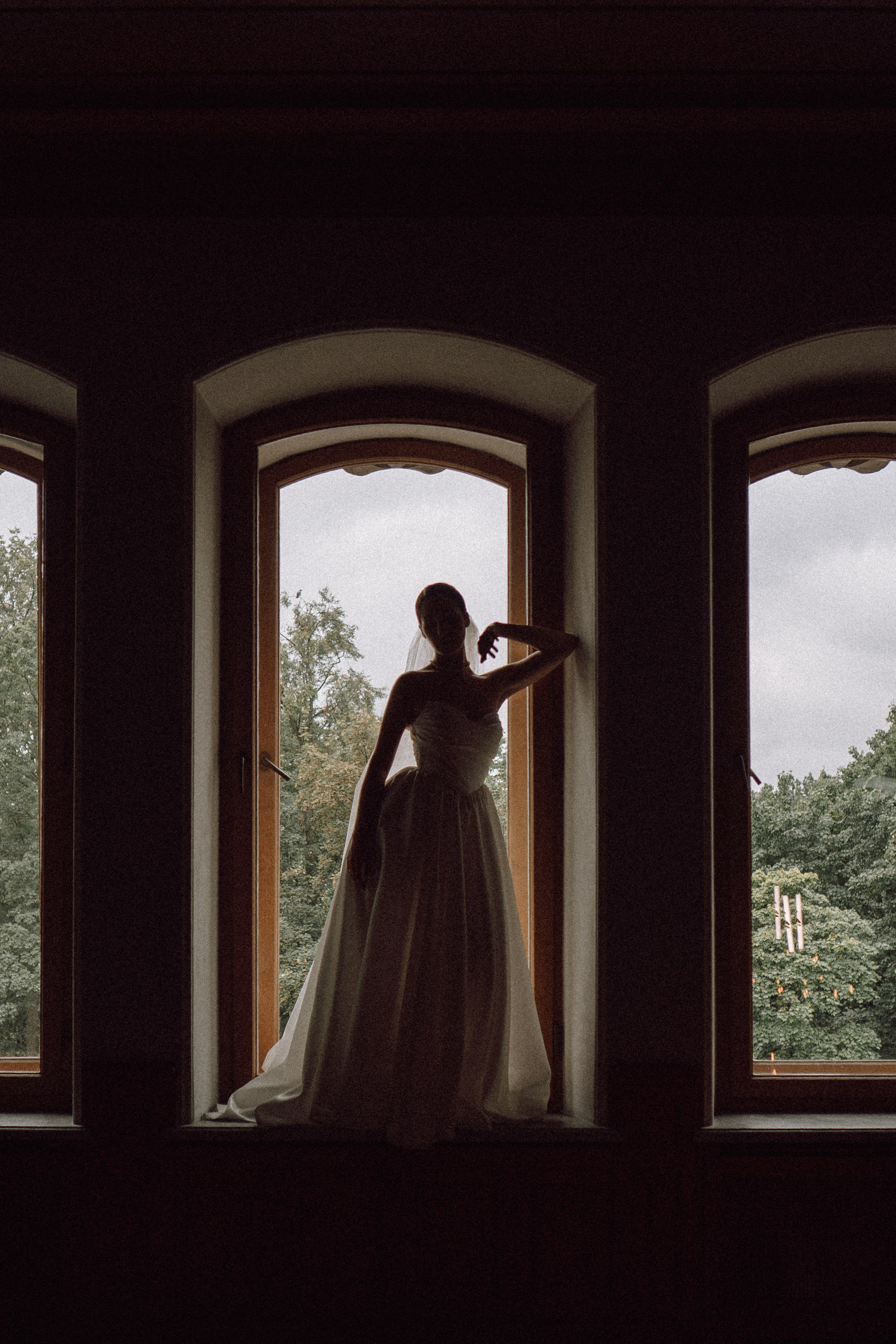 СВАДЕБНАЯ ПРОГУЛКА В САНТК-ПЕТЕРБУРГЕ (ИСАКИЕВСКИЙ СОБОР, ЗИМНЯЯ КАНАВКА, ЭРМИТАЖ И БОЛЬШАЯ МОРСКАЯ УЛИЦА). Профессиональный фотограф, Санкт-Петербург — Виктория Богомолова