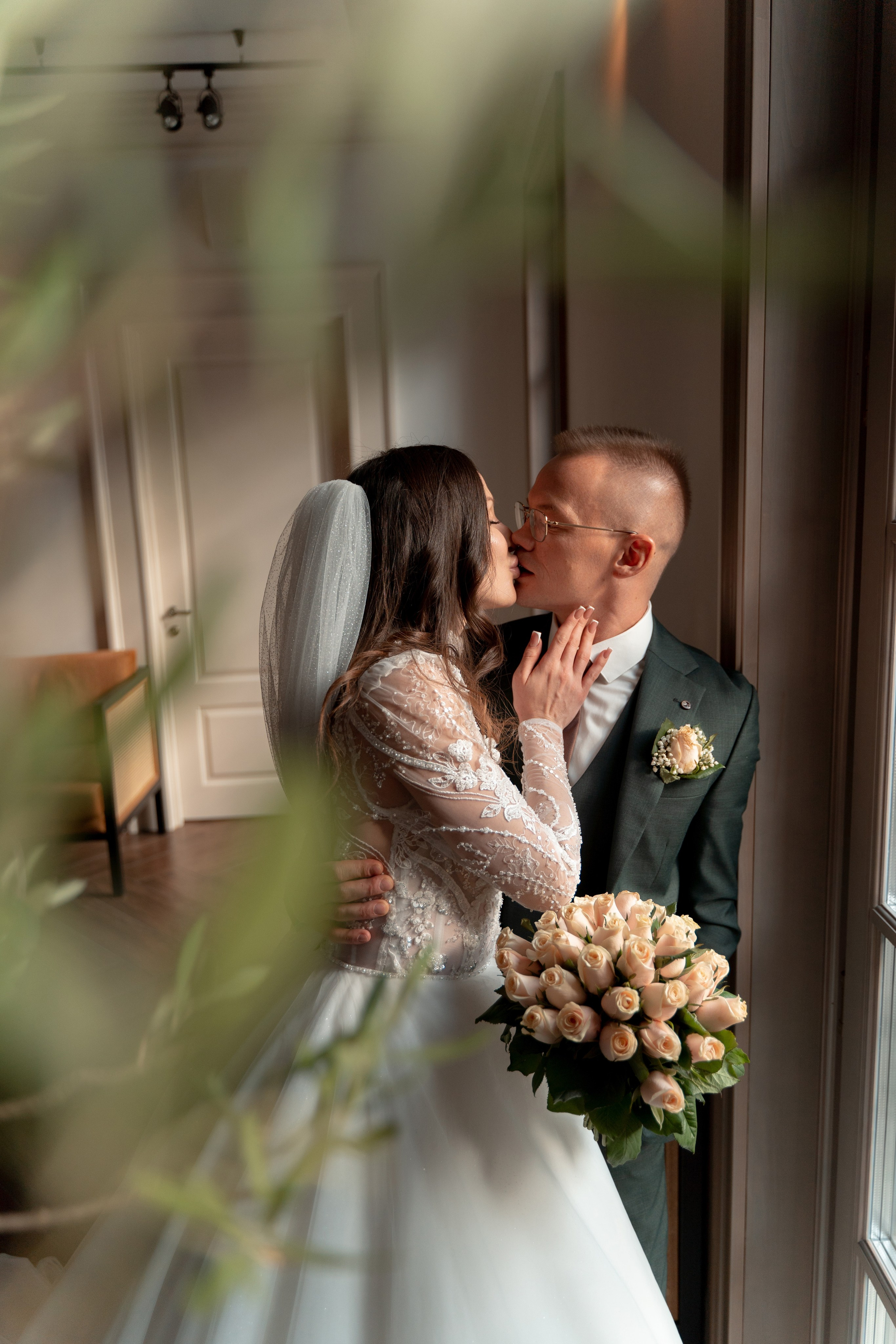 12 часов любви в кадрах. Свадебный и семейный фотограф в Севастополе и в Крыму