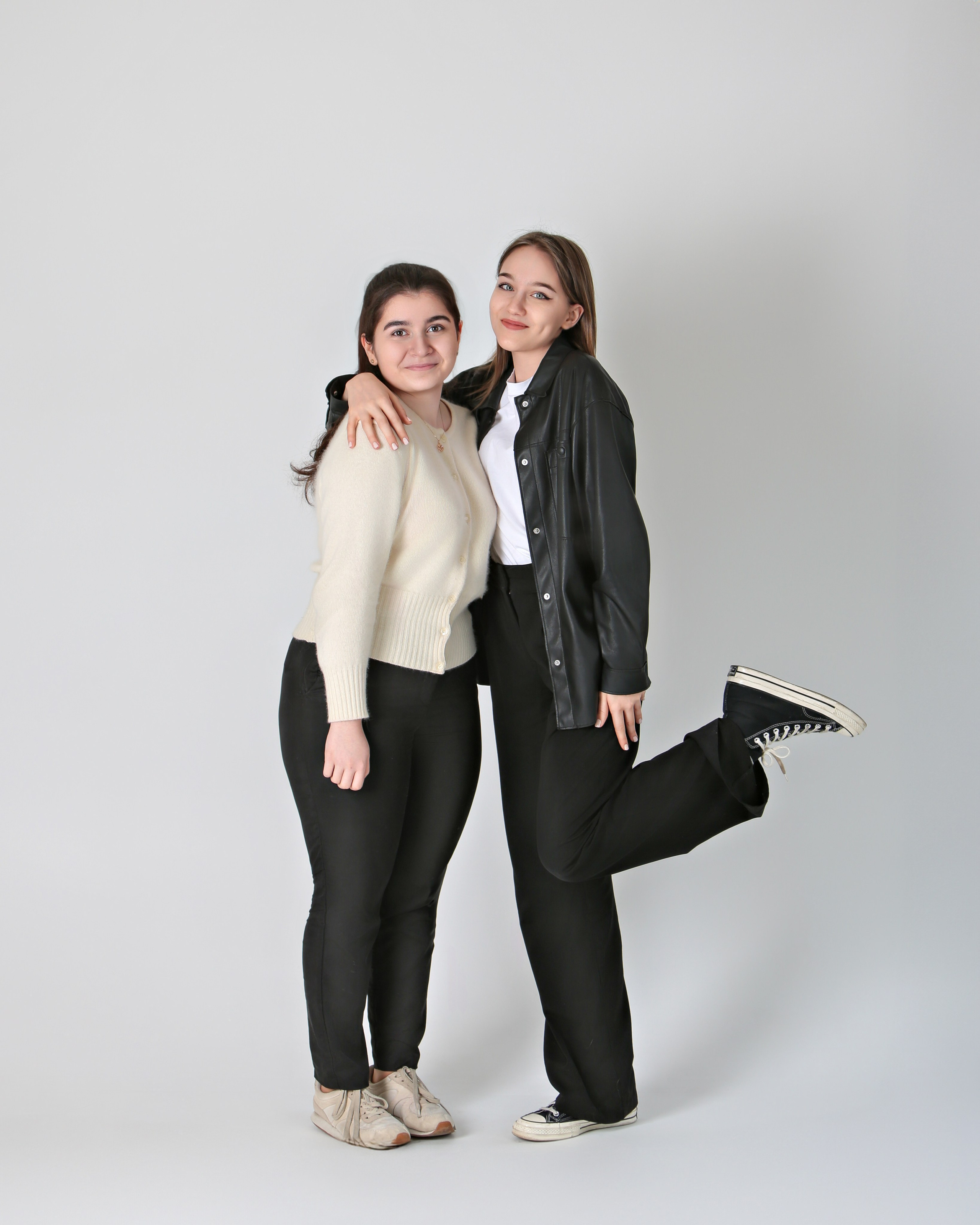 👫 Друзья. Выпускные альбомы для школы и детского сада — школьный фотограф Подольск, Троицк, Щербинка, Москва