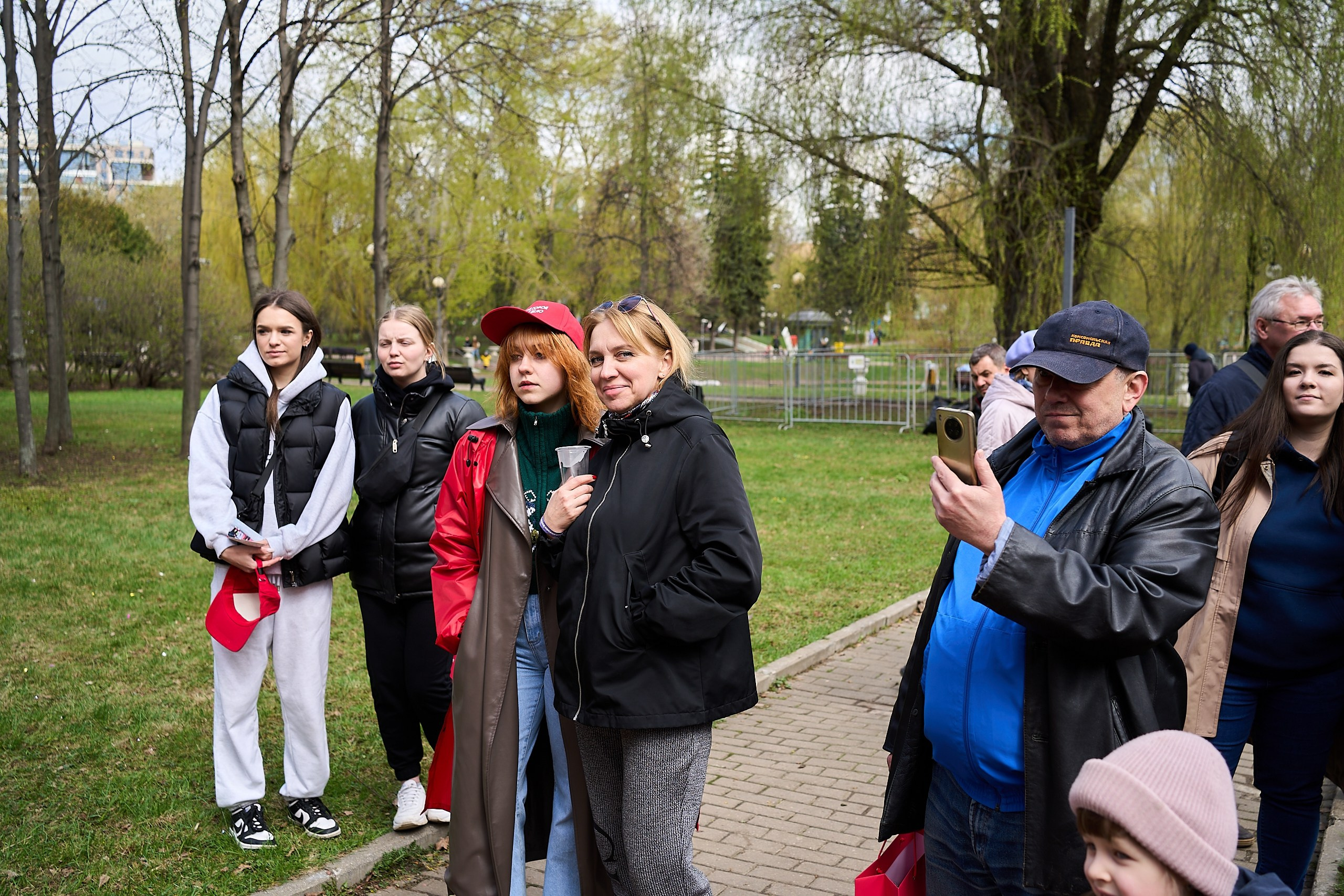 Субботник у Управления делами Мэра и Правительства Москвы. Фотограф и Видеограф в Москве. Олег Корушев