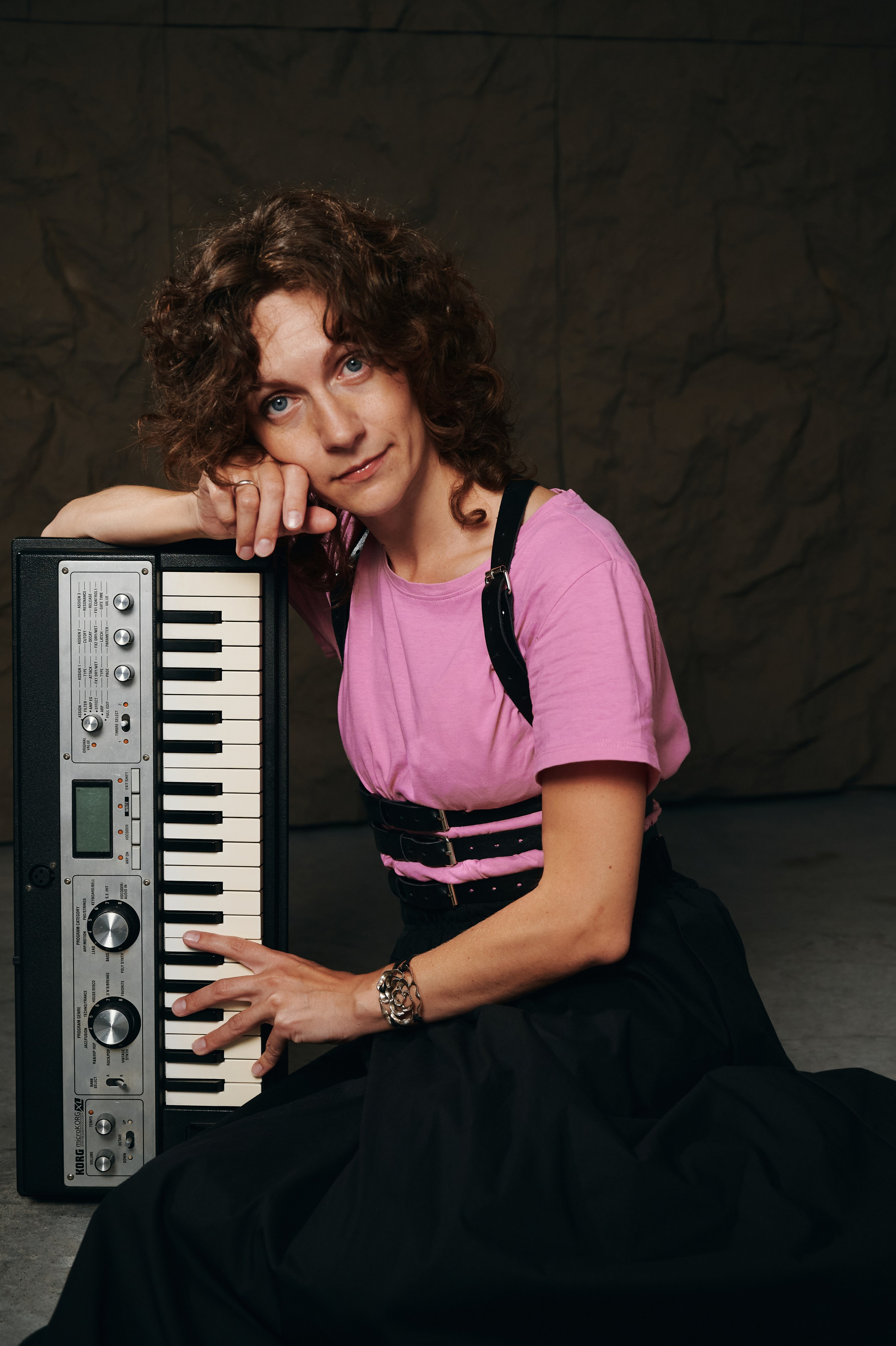 Бизнес съёмка группы «Политика». Виктория Ларина — Портретный профессиональный фотограф в Иркутске