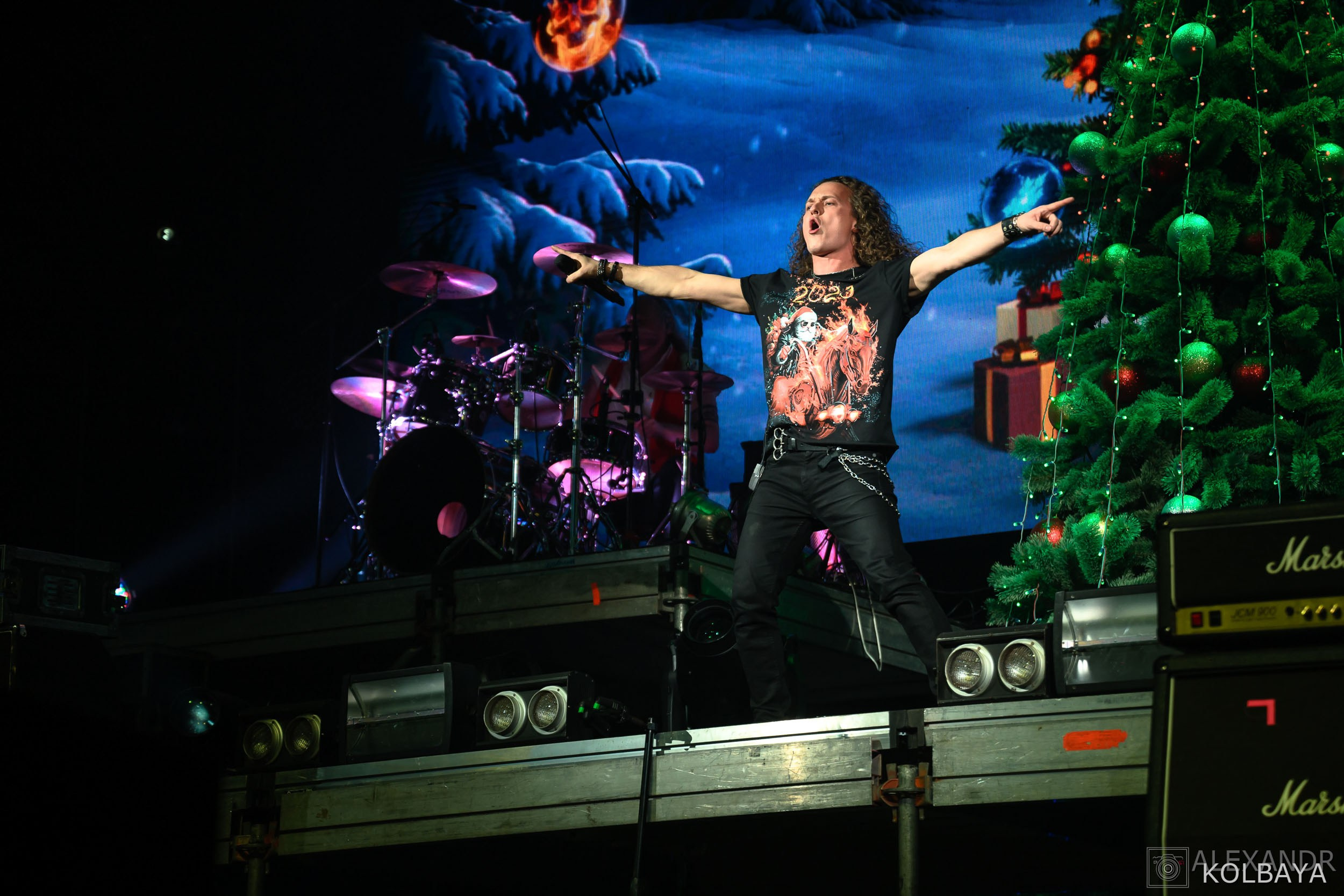 Фоторепортаж с Метал-Елки 2026. Концертный и театральный репортажный фотограф в Москве Александр Колбая