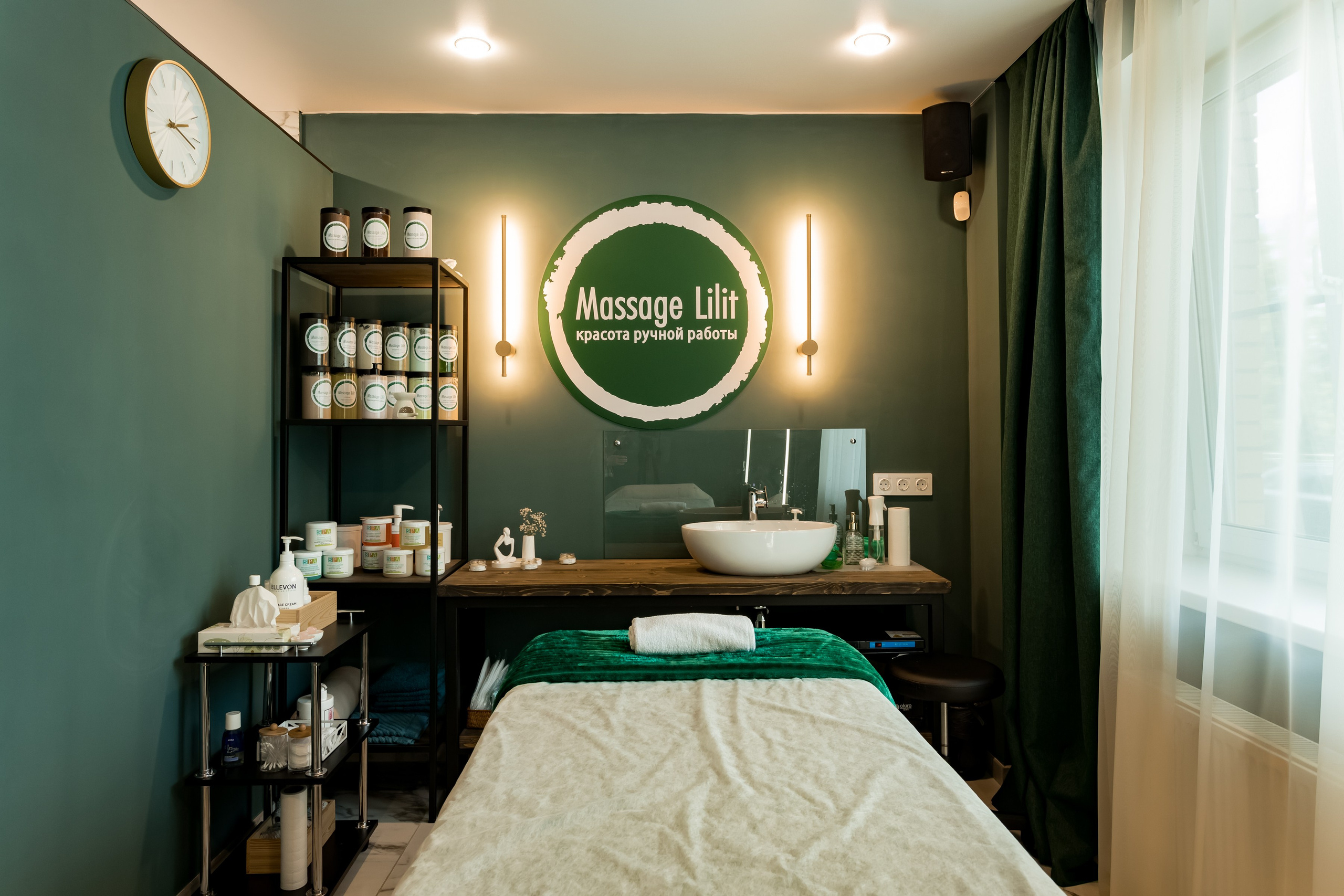 Интерьерная фотосессия для массажного салона Massage_Lilit. Интерьеры, Контент, Портреты | Фотограф в Москве Дани Терно