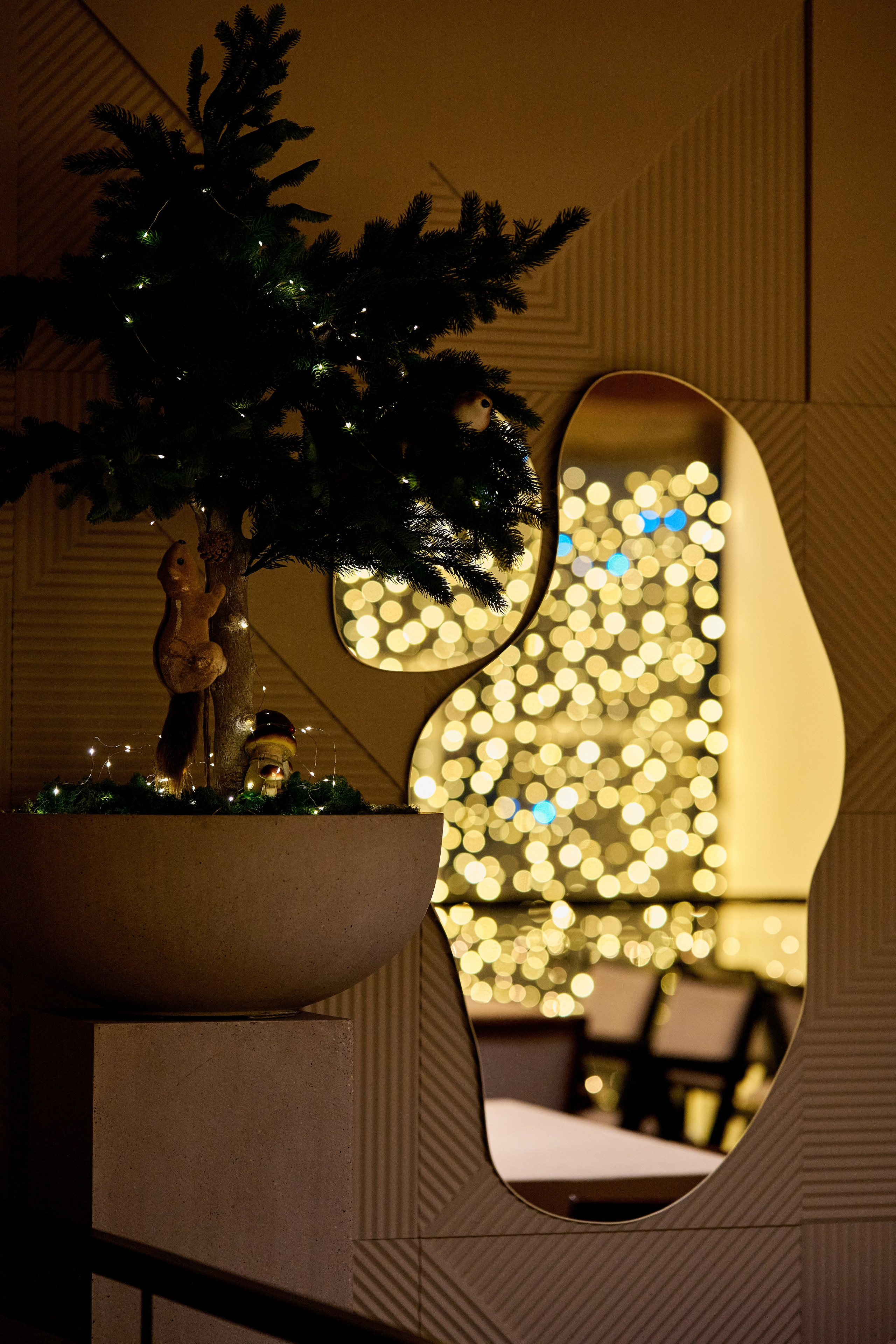 Новогодний декор ресторана Альбатрос. Фотограф Таганрог Анна Трайжон