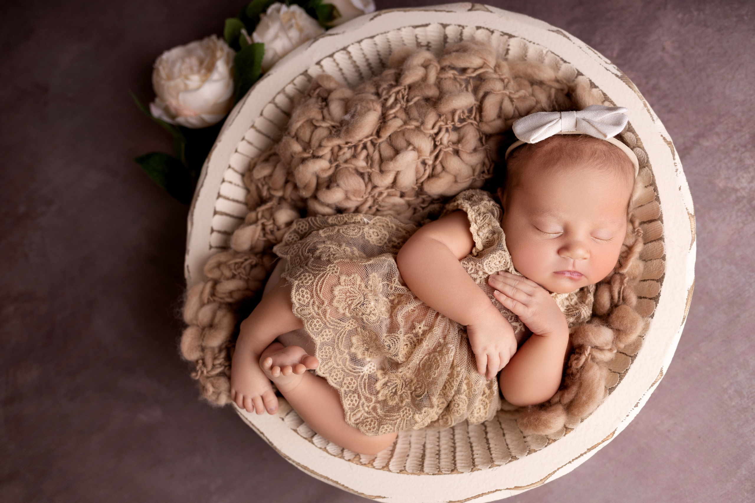 Классическая фотосессия малыша. Фотограф новорожденных малышей в Омске и Омской области Эльвира Камаева