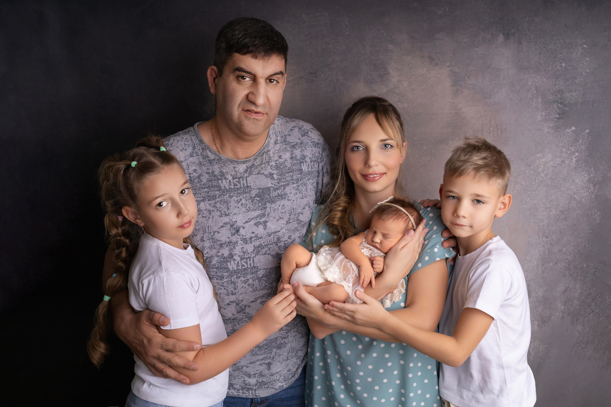 Семейные кадры от Elvira Kamaeva. Фотограф новорожденных малышей в Омске и Омской области Эльвира Камаева