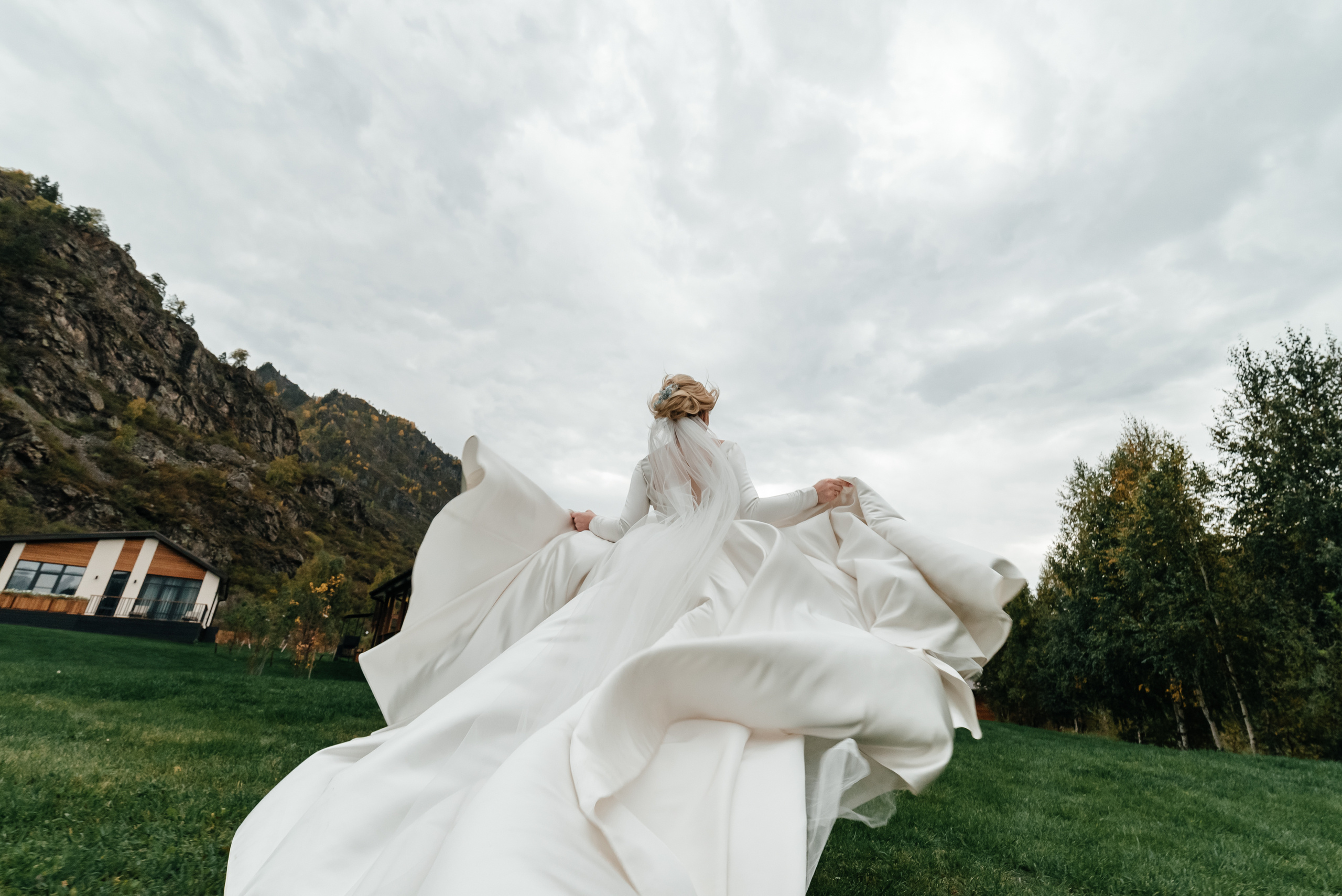 Иван и Юлия. Свадебная  съемка на Алтае