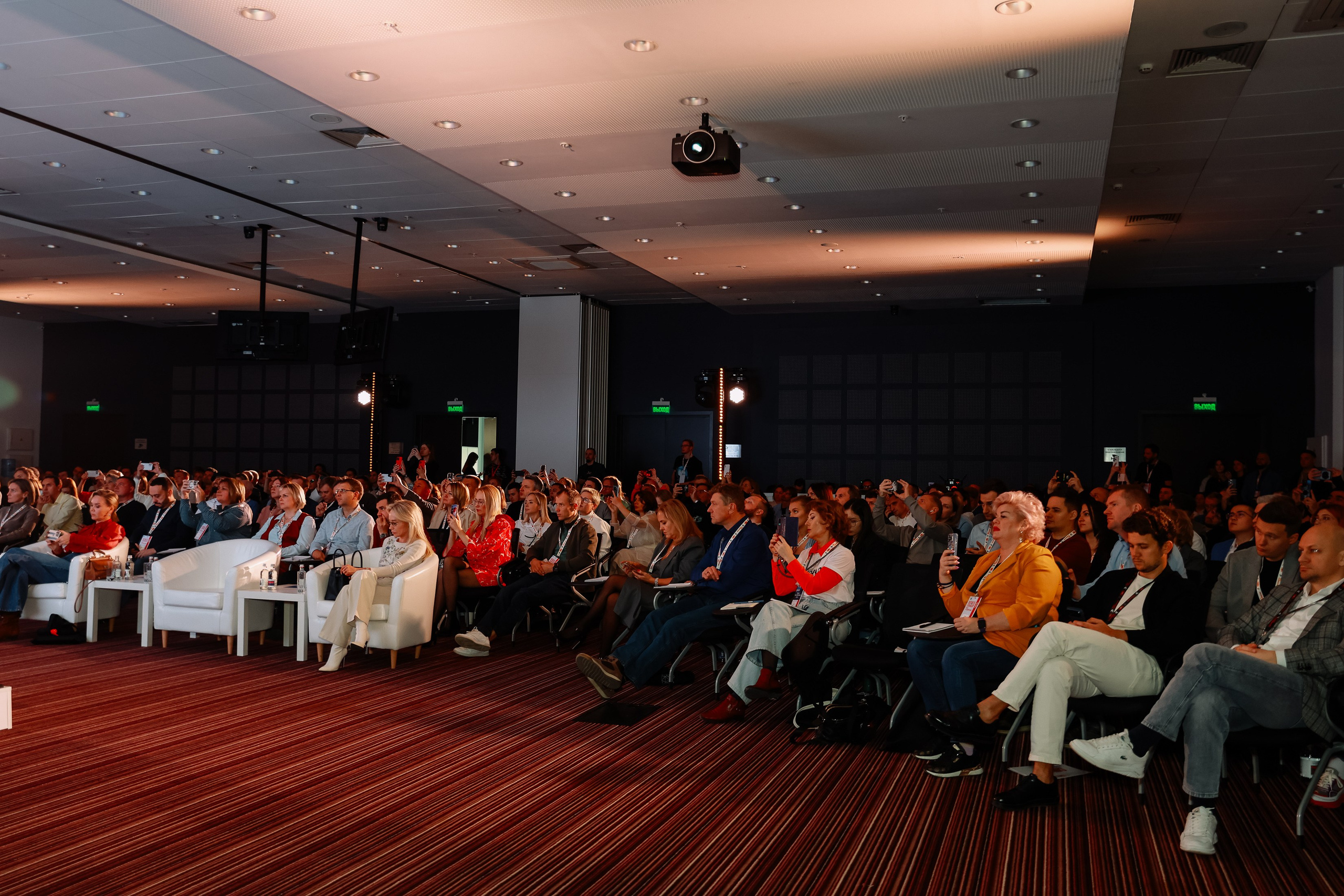 BUSNESS STANDUP с Оскаром Хартманном. Фотограф Юлия Мальцева
