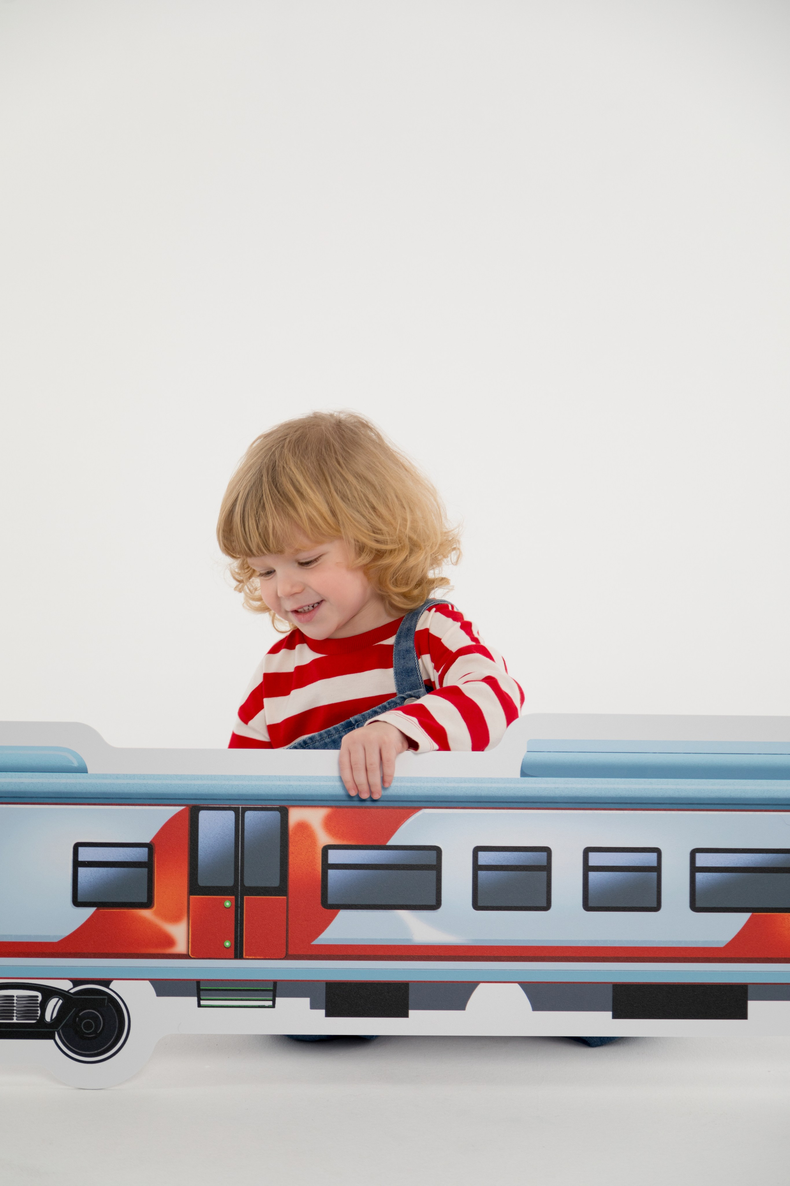 Съемка в циклораме для Харди Гарди. Детский и контент фотограф Надя Волкова Санкт-Петербург