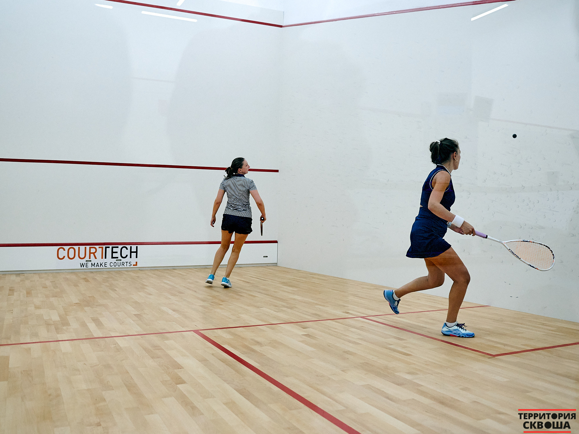 Турнир по сквошу. Фотографии отовсюду и обо всем