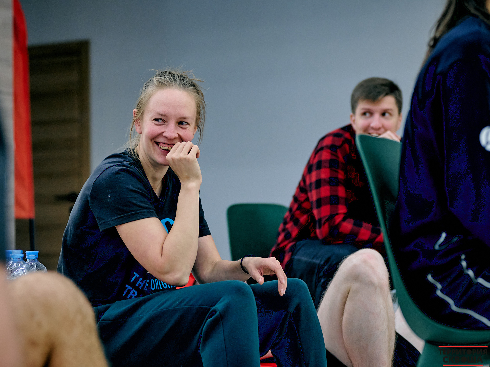 Турнир по сквошу. Фотографии отовсюду и обо всем