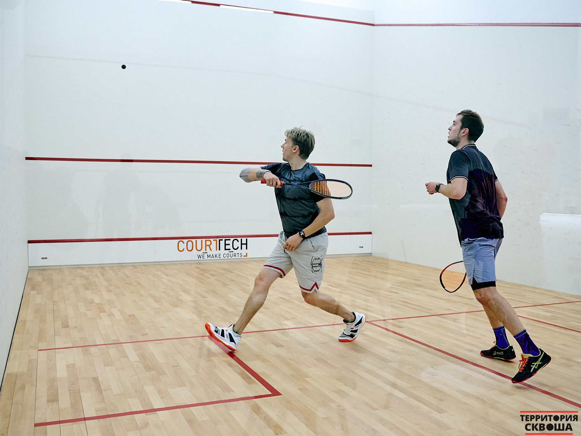 Турнир по сквошу. Фотографии отовсюду и обо всем