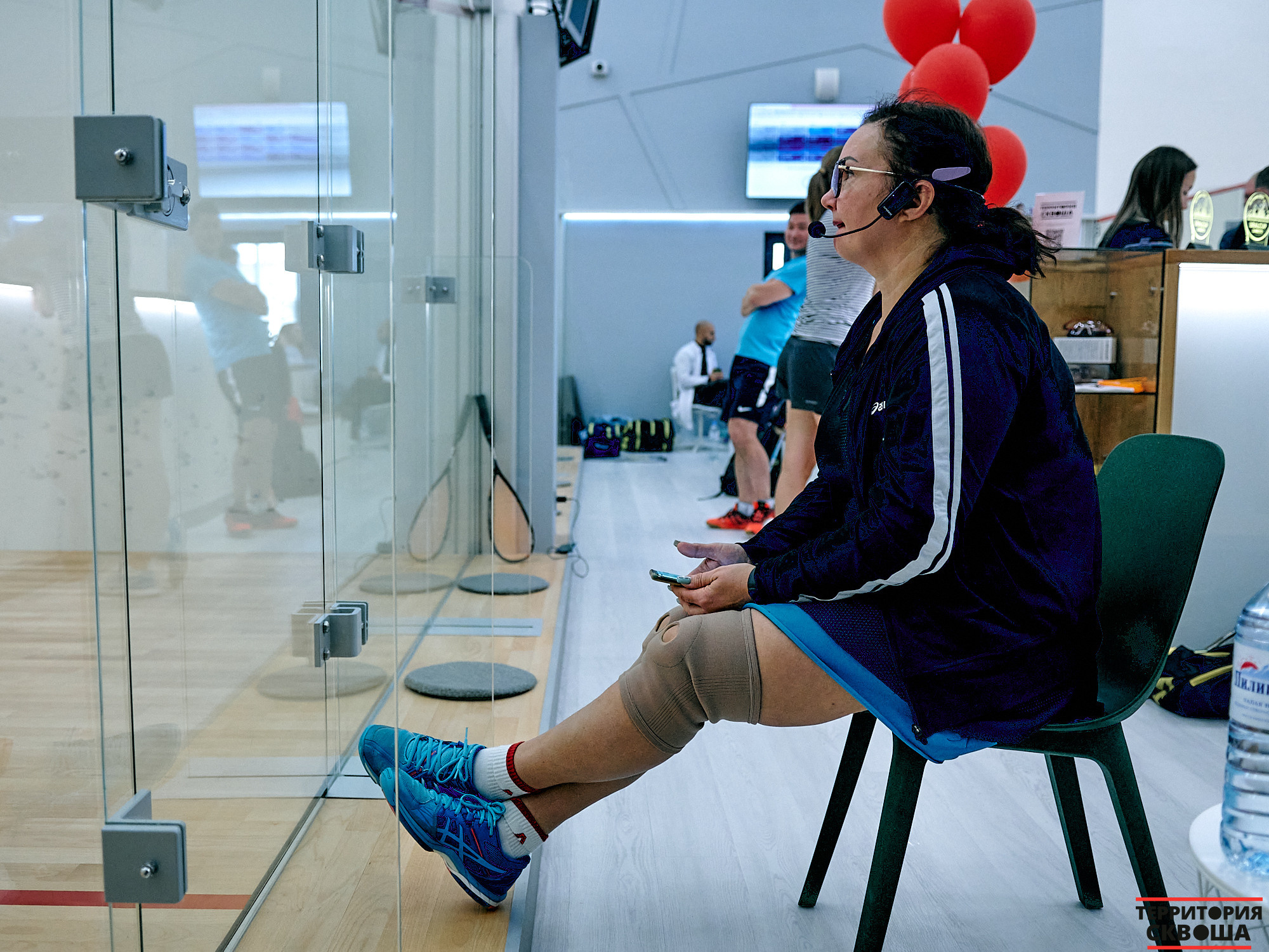 Турнир по сквошу. Фотографии отовсюду и обо всем