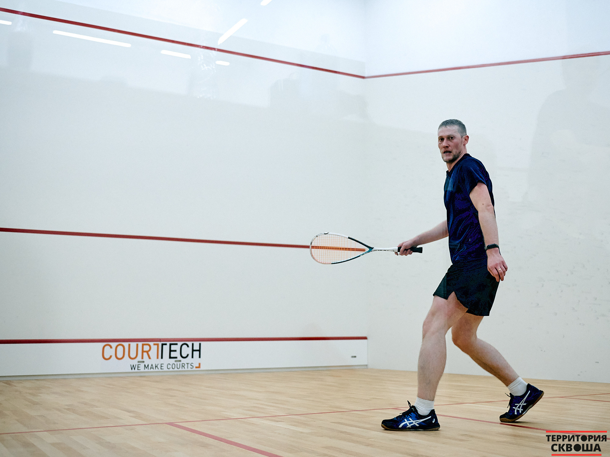 Турнир по сквошу. Фотографии отовсюду и обо всем