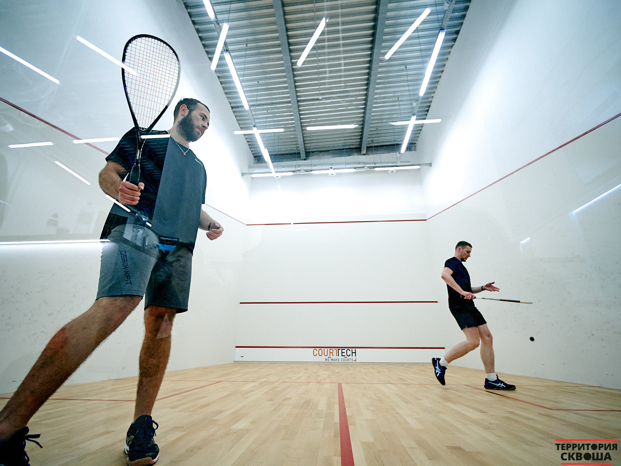 Турнир по сквошу. Фотографии отовсюду и обо всем