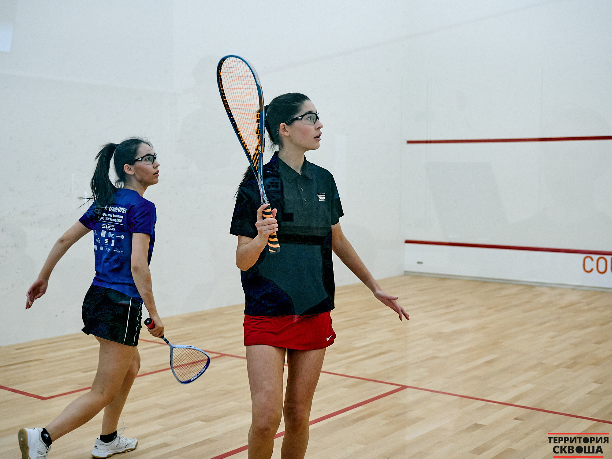 Турнир по сквошу. Фотографии отовсюду и обо всем