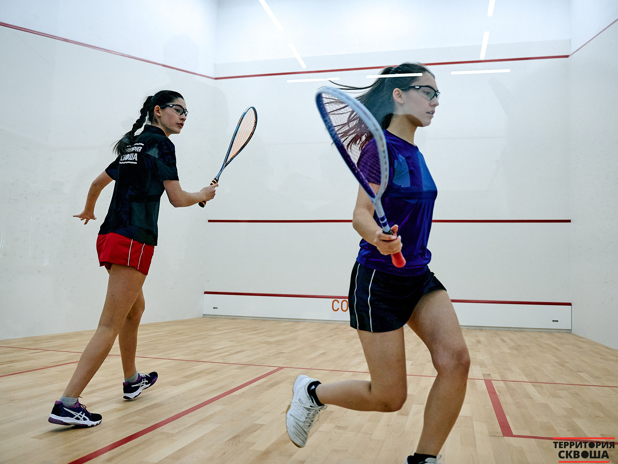 Турнир по сквошу. Фотографии отовсюду и обо всем
