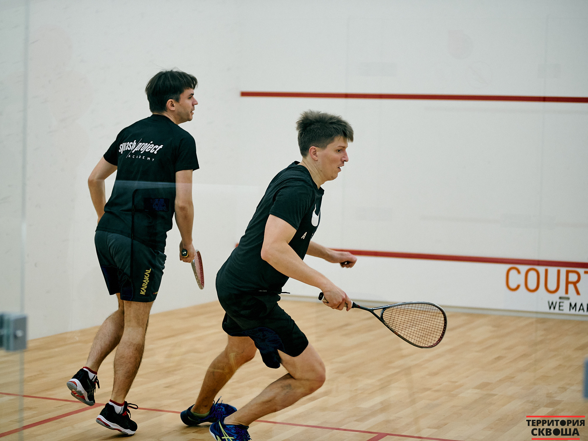 Турнир по сквошу. Фотографии отовсюду и обо всем