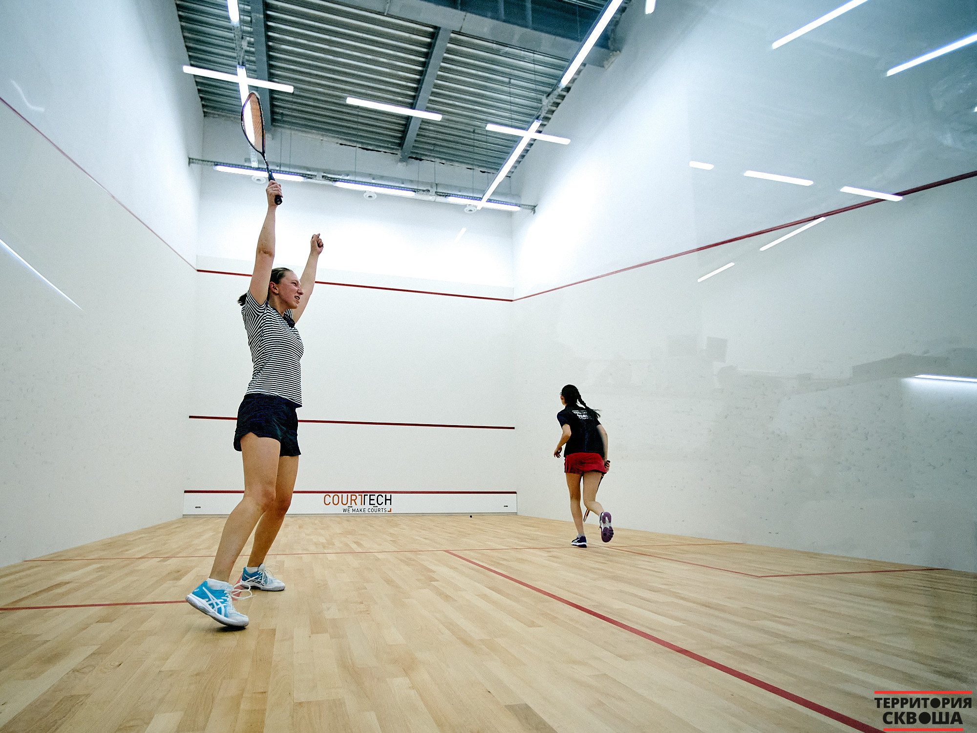 Турнир по сквошу. Фотографии отовсюду и обо всем