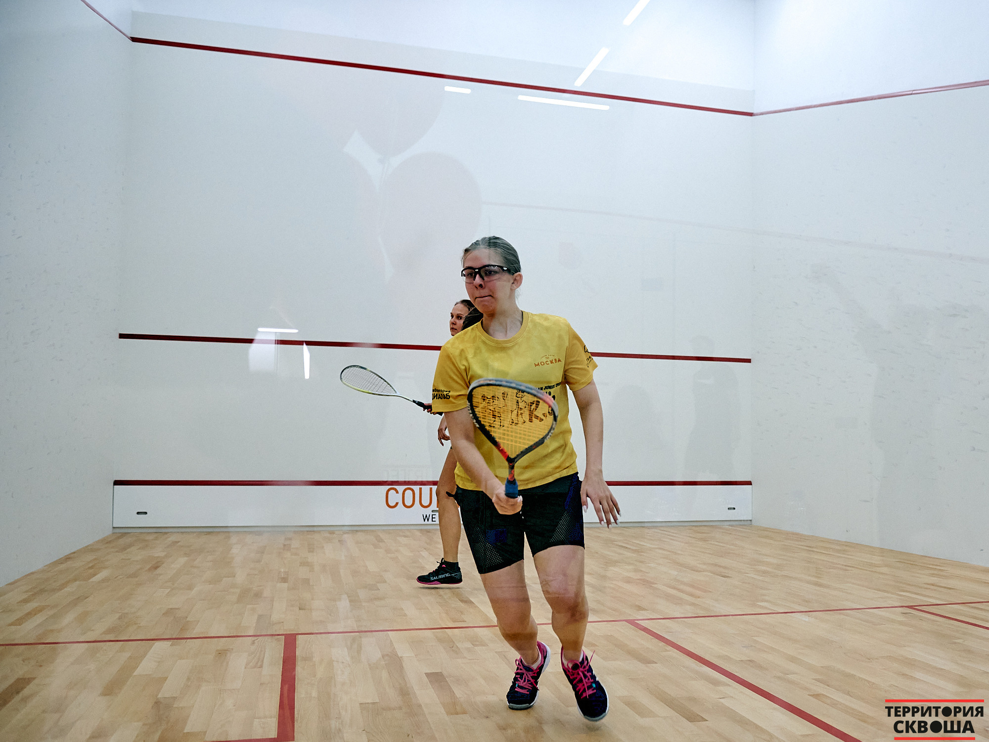 Турнир по сквошу. Фотографии отовсюду и обо всем