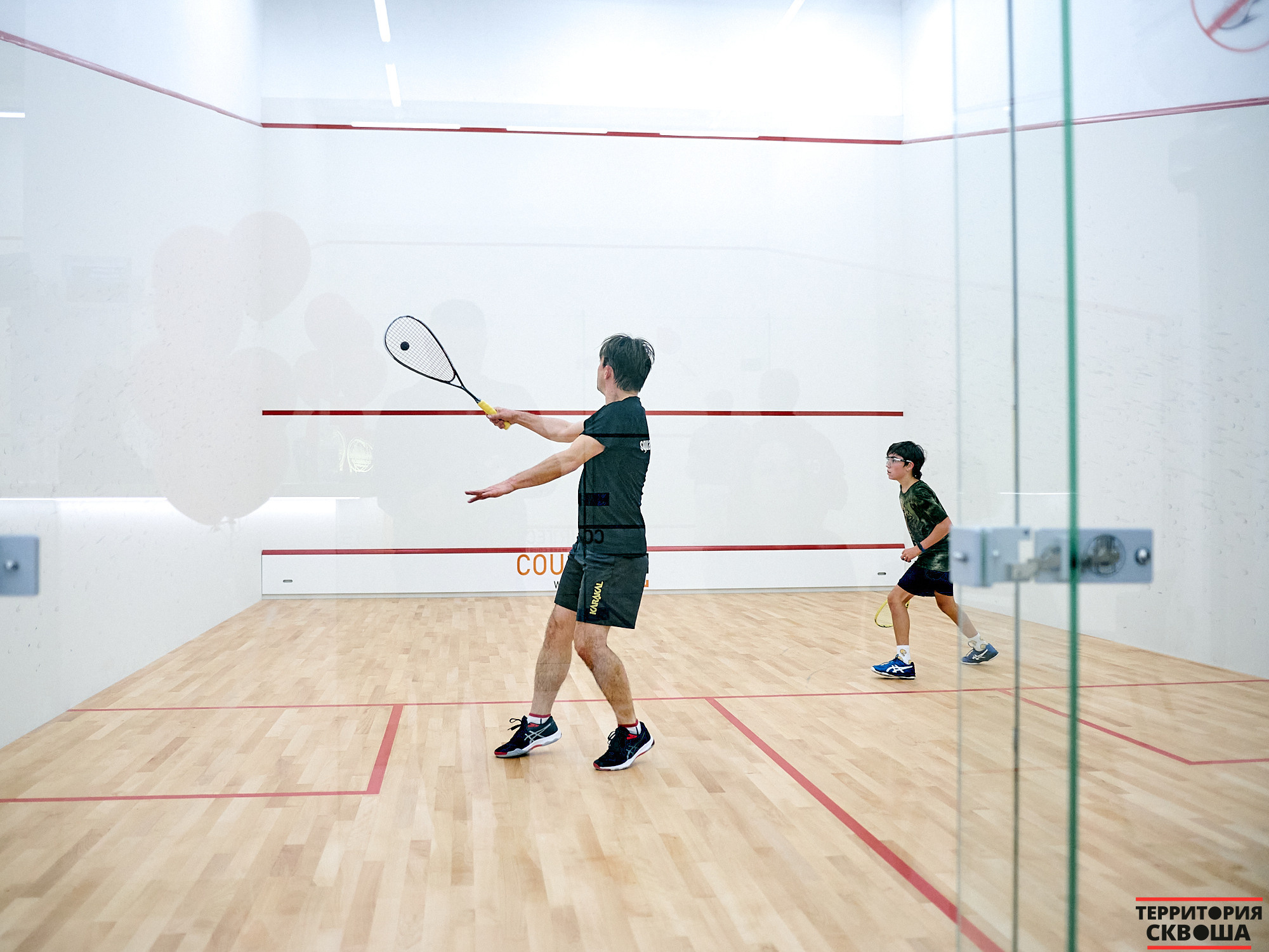 Турнир по сквошу. Фотографии отовсюду и обо всем